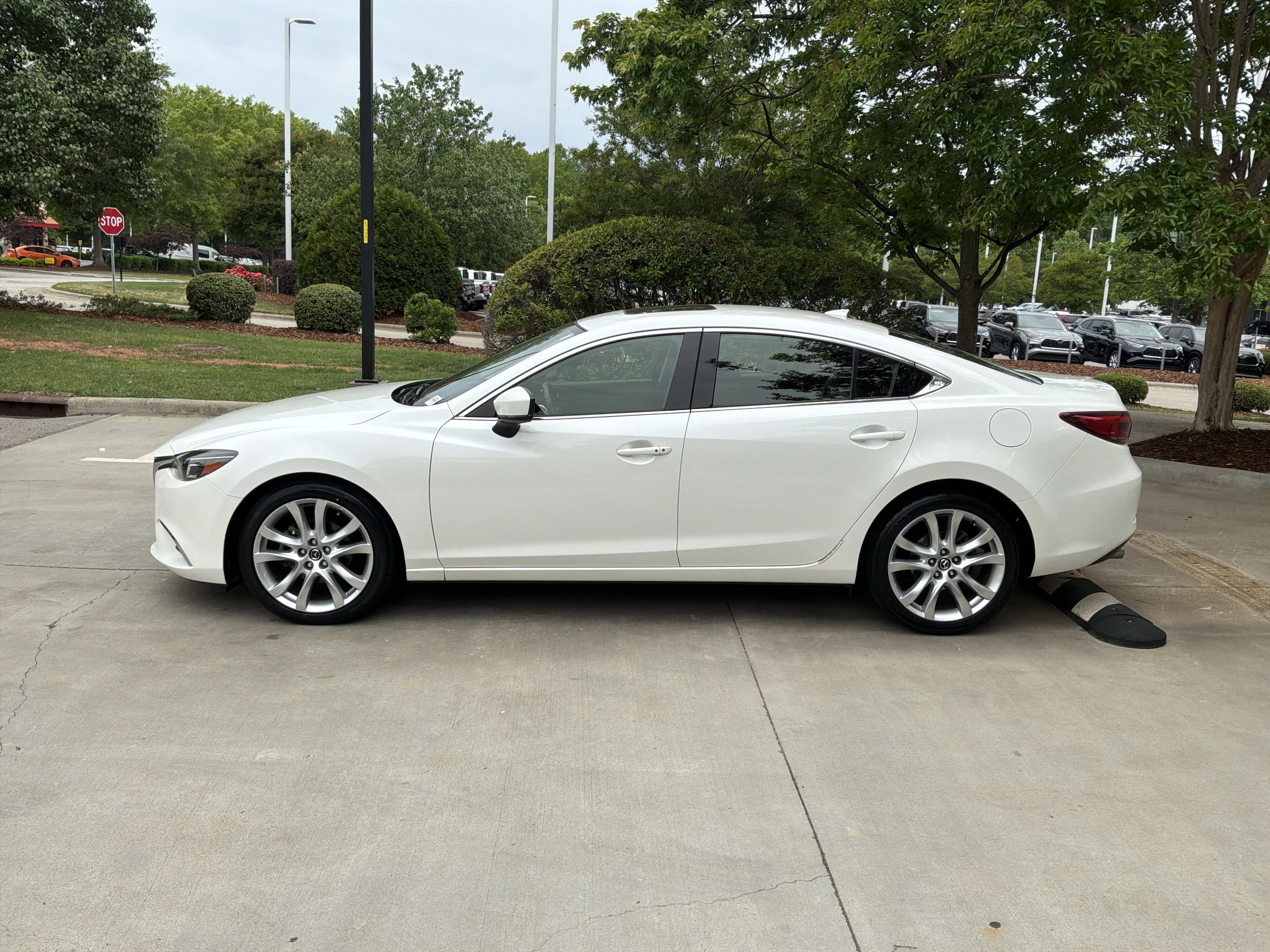 2017 Mazda Mazda6 Touring photo 6