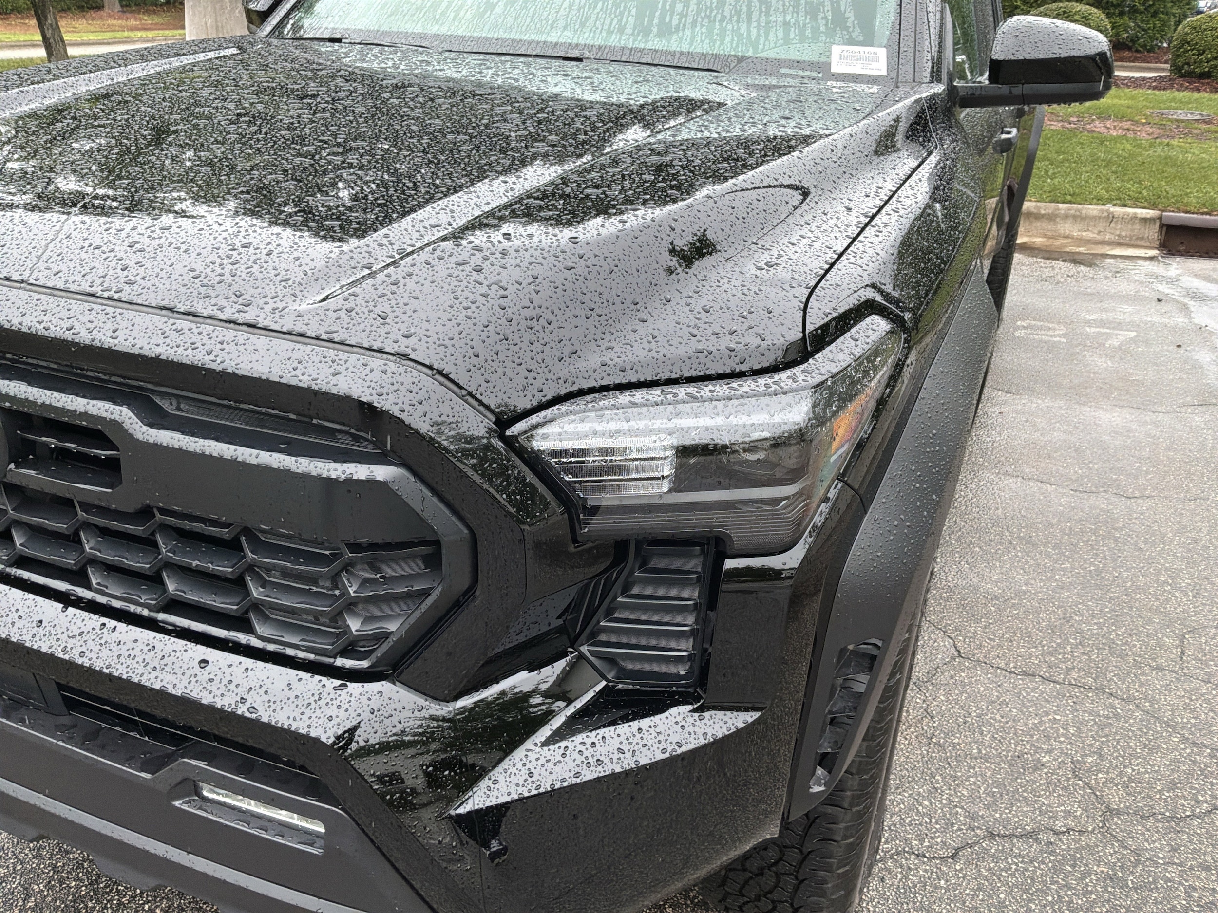 2025 Toyota Tacoma 4WD TRD Off Road photo 4