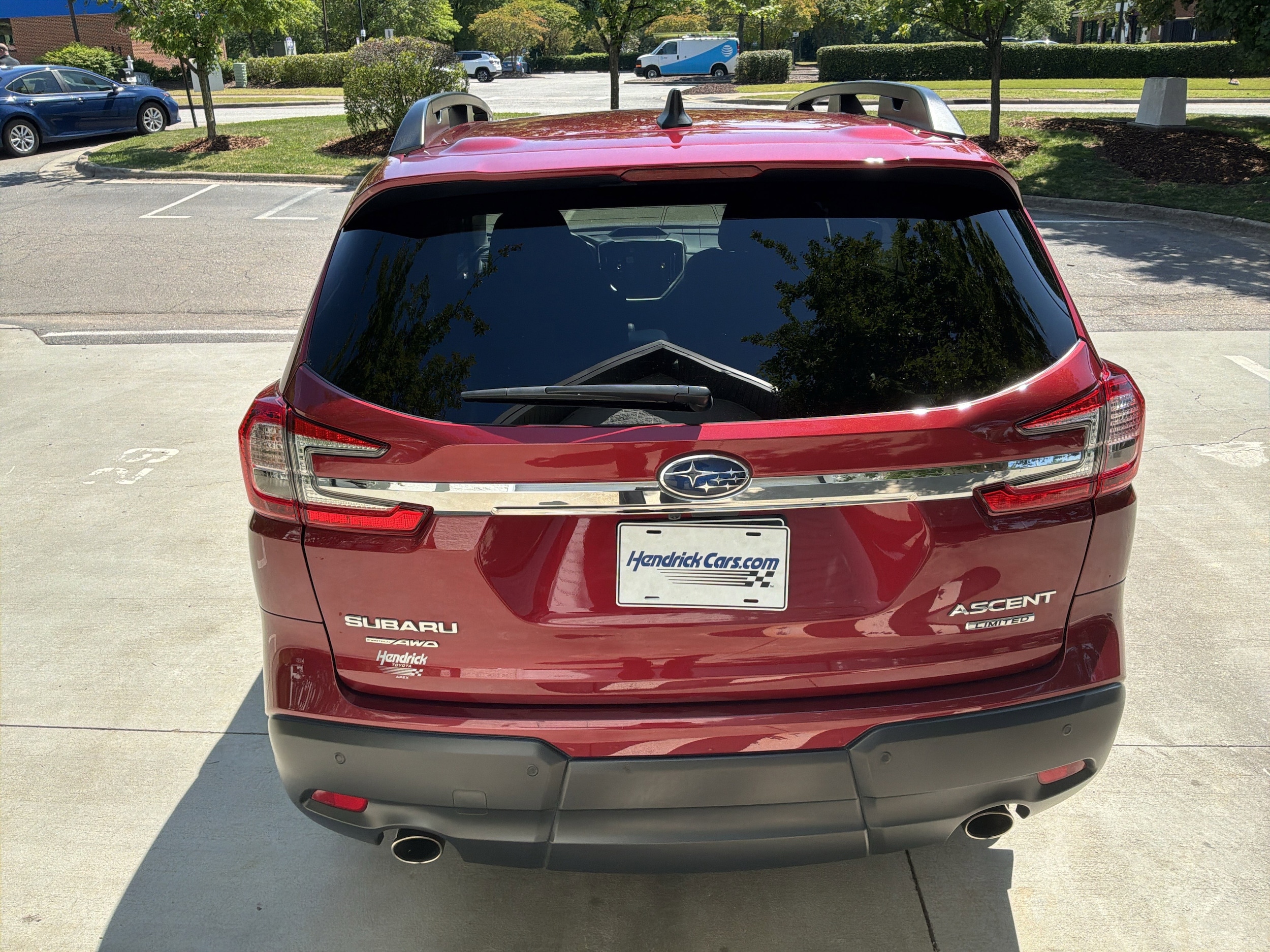 2023 Subaru Ascent Limited photo 3