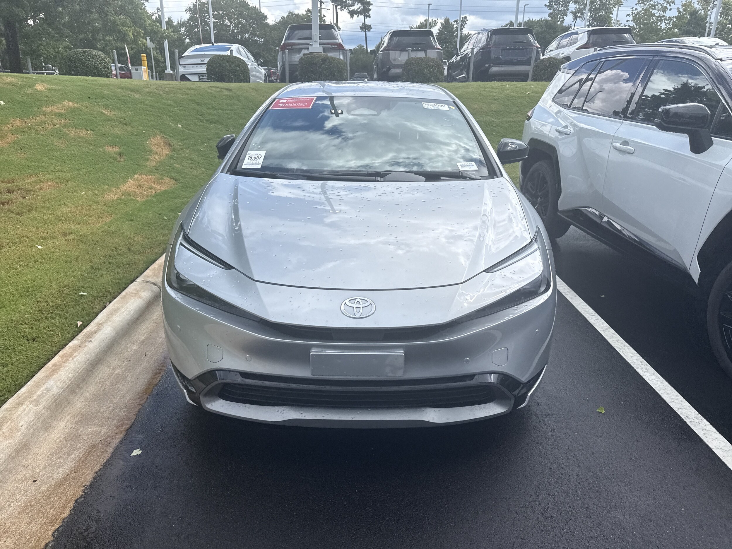 2024 Toyota Prius XLE