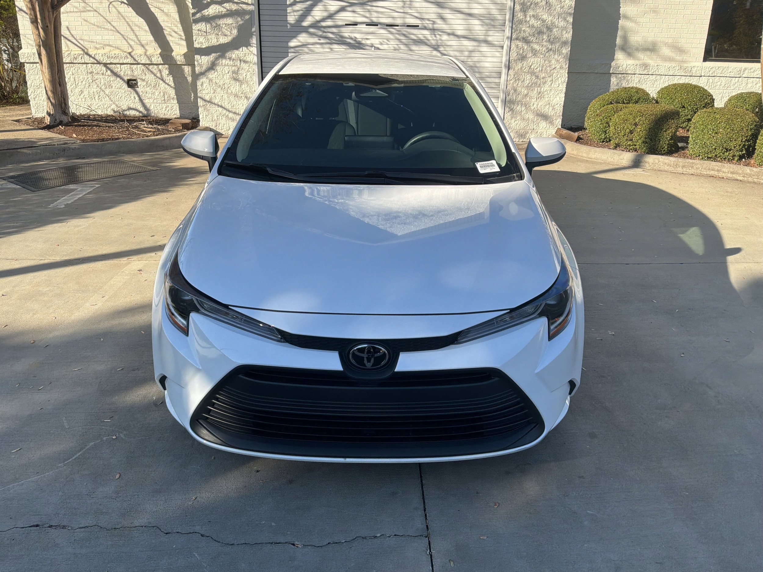 2026 Toyota Corolla LE photo 2