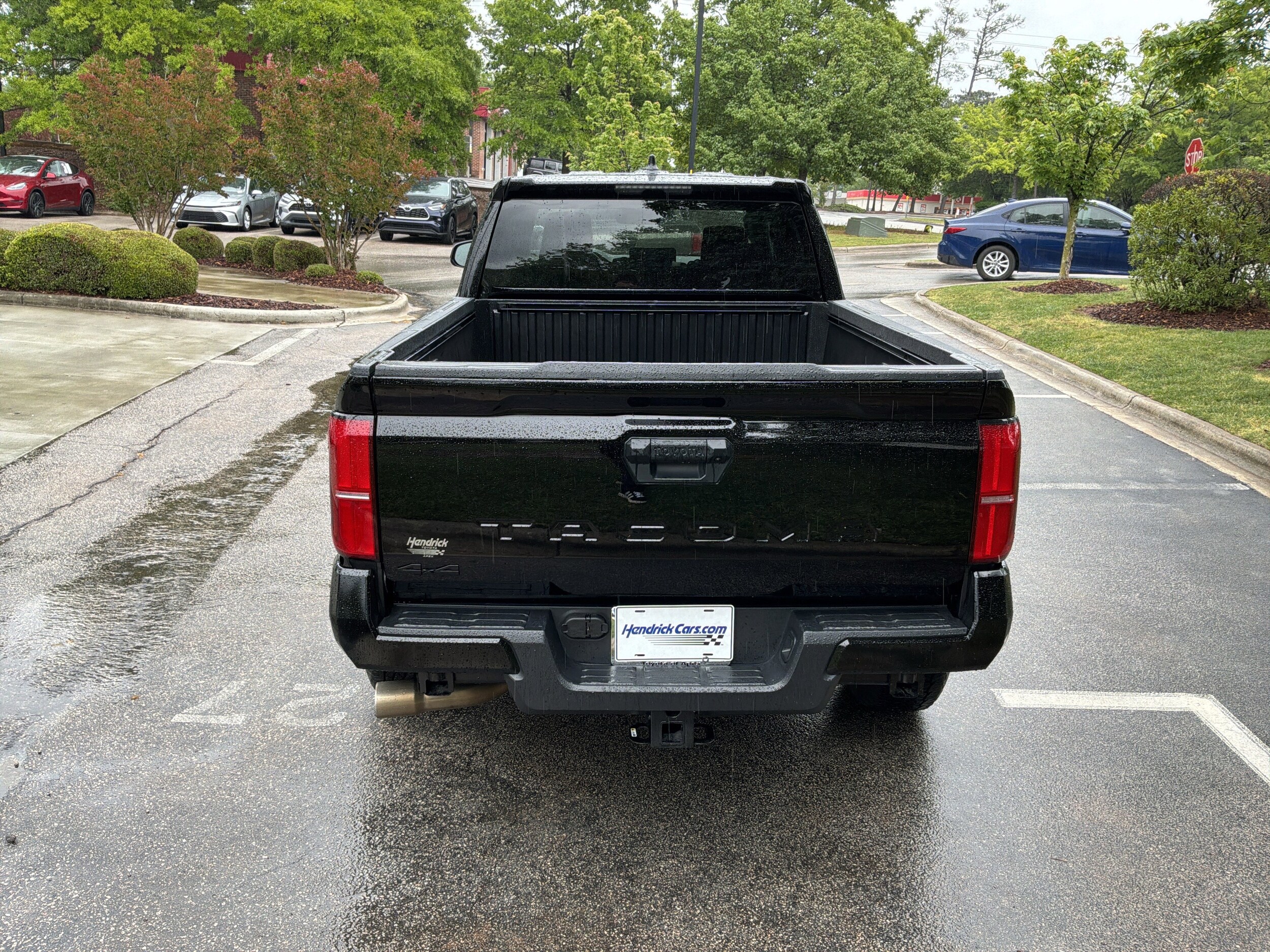 2025 Toyota Tacoma 4WD TRD Off Road photo 3