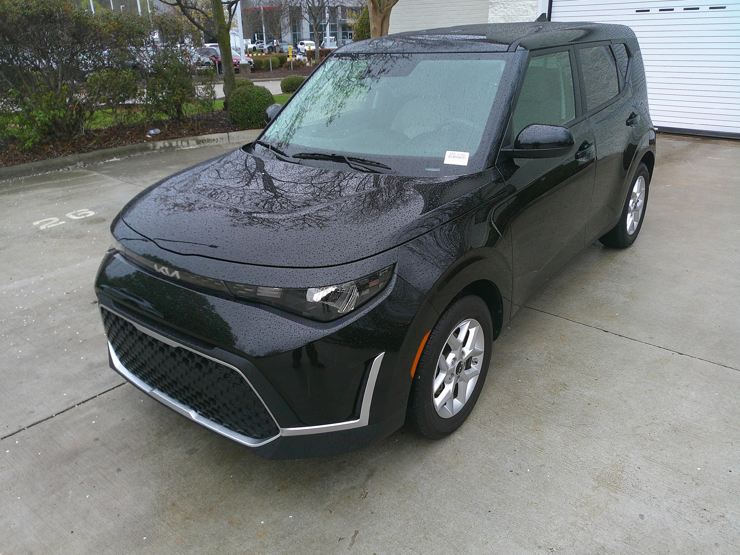 2025 Kia Soul LX photo 5