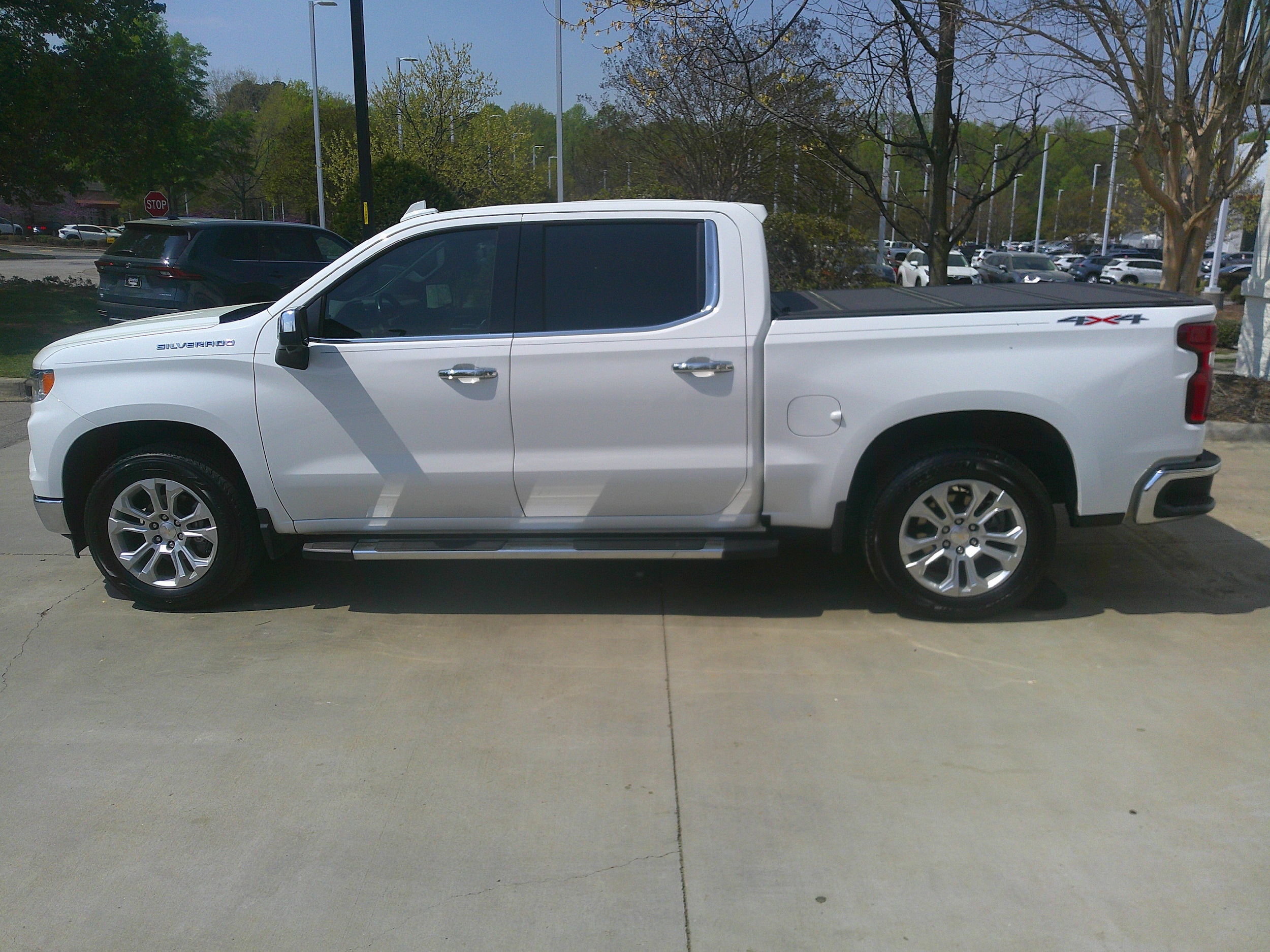 2024 Chevrolet Silverado 1500 LTZ photo 6