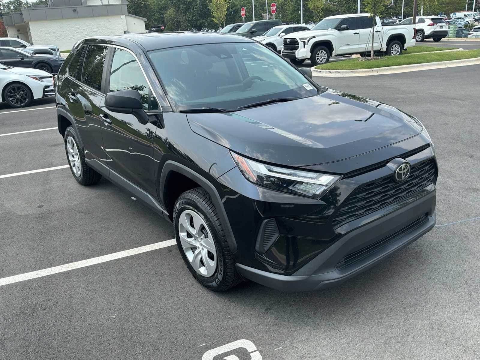 Toyota RAV4 LE