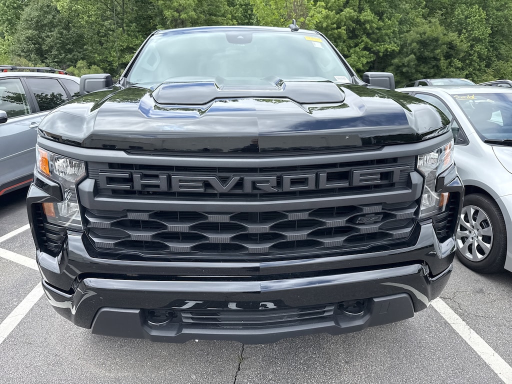 Used 2025 Chevrolet Silverado 1500 Custom Trail Boss Pickup
