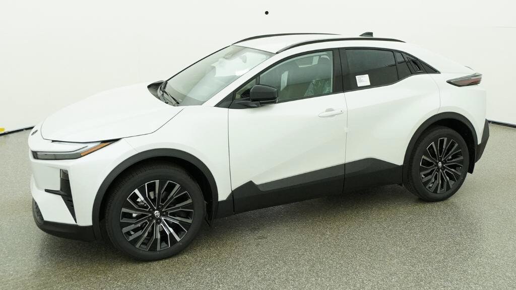 2026 Toyota C-HR XSE