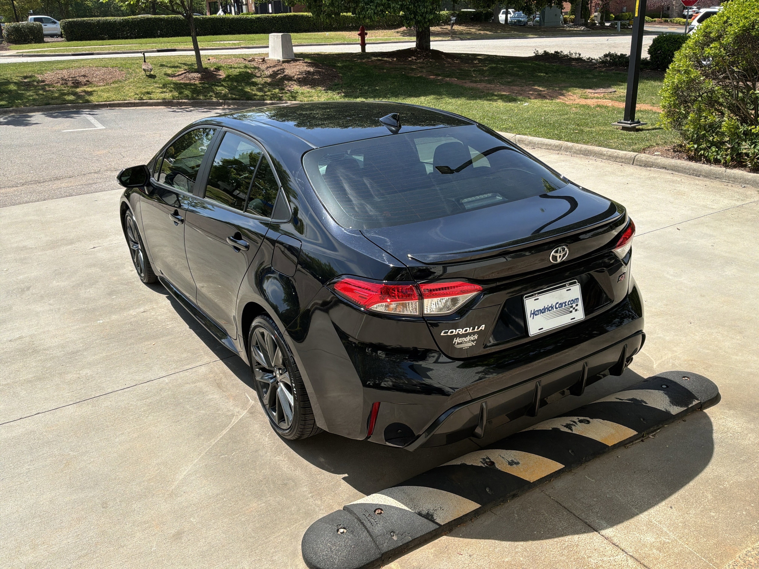 2024 Toyota Corolla SE photo 3