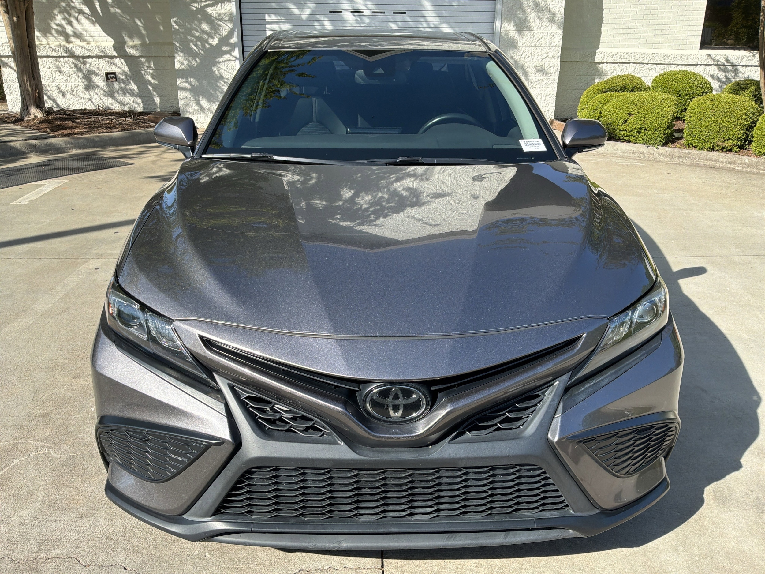 2023 Toyota Camry SE photo 2