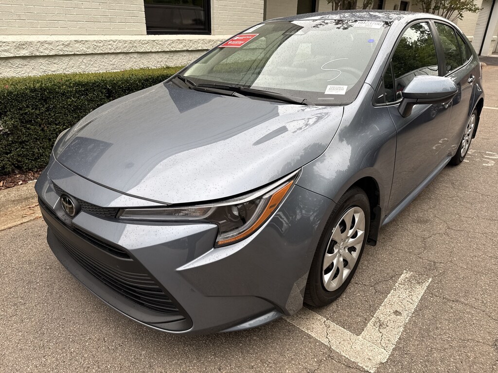Certified 2025 Toyota Corolla LE Sedan