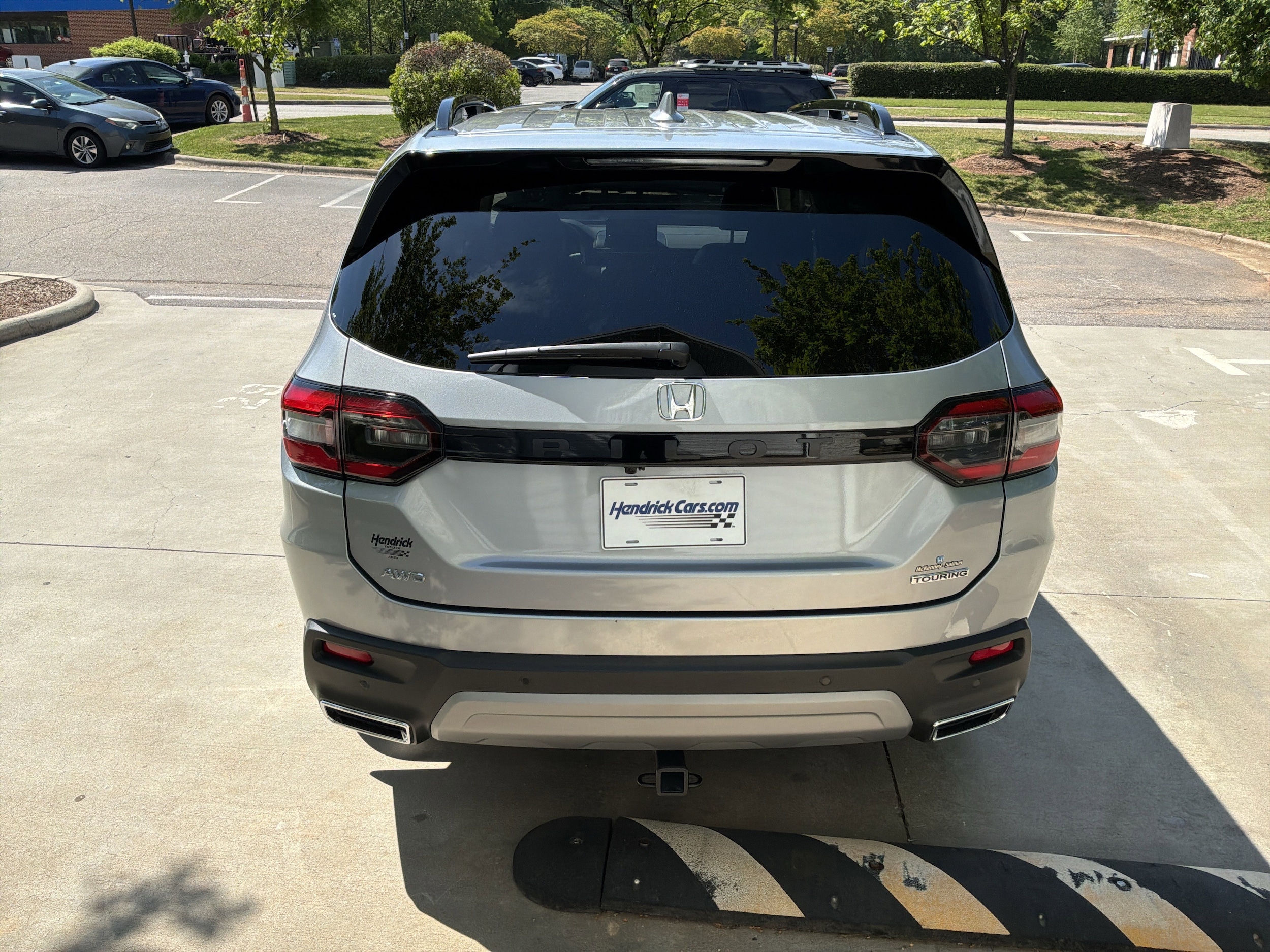 2023 Honda Pilot Touring photo 3