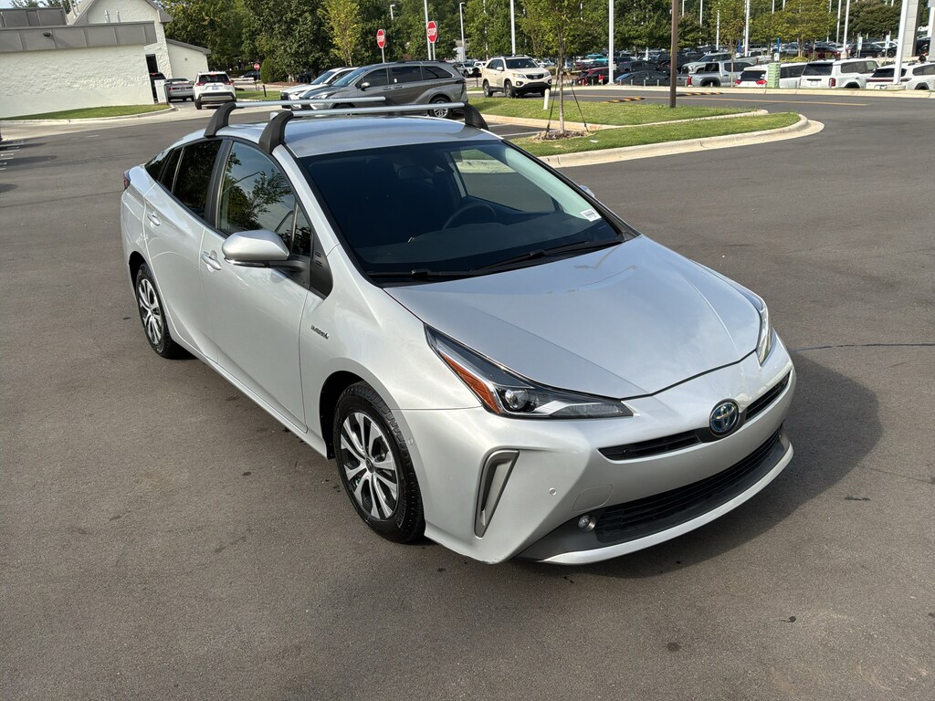 Certified 2021 Toyota Prius LE Hatchback
