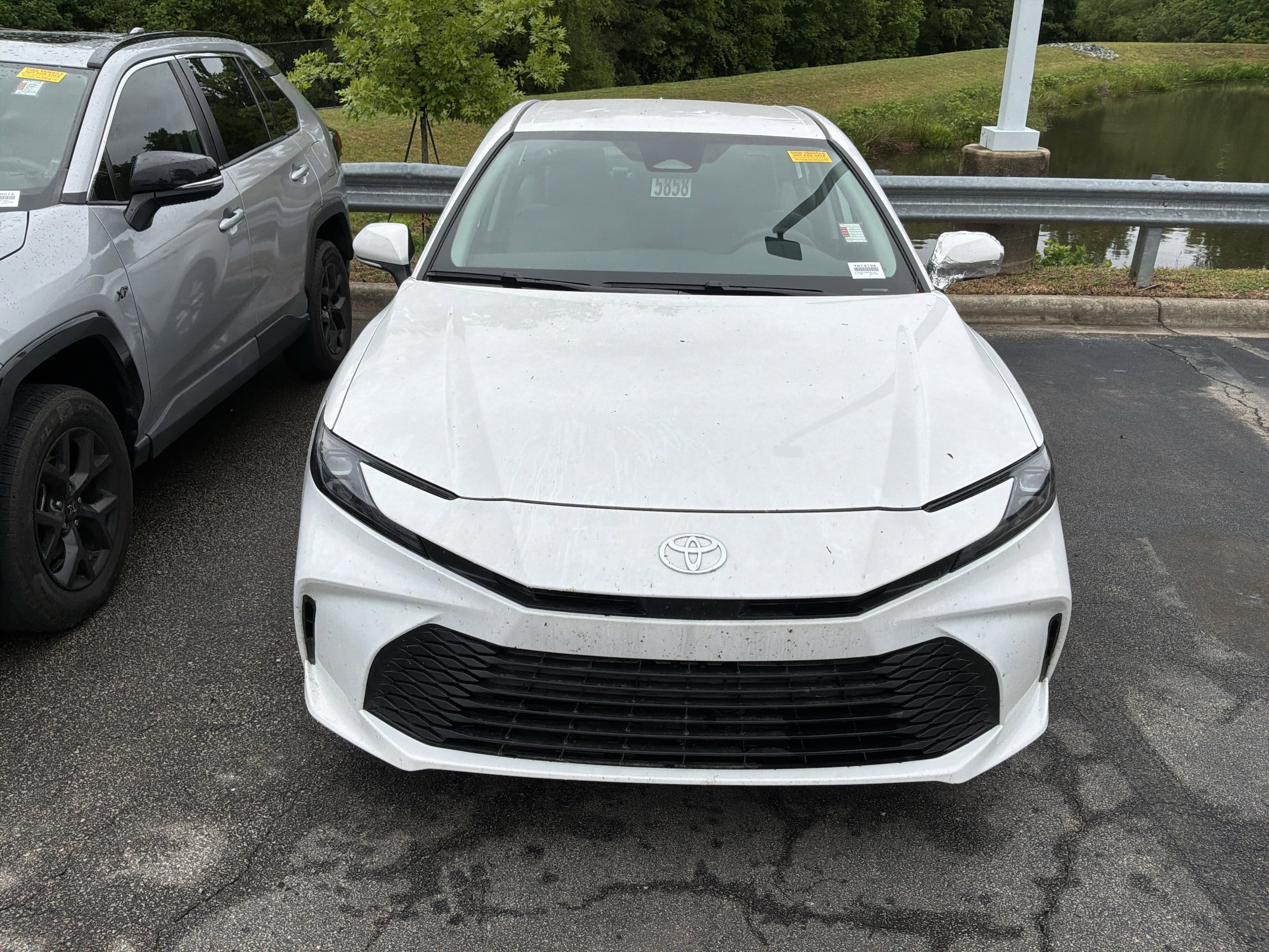 2025 Toyota Camry LE photo 3