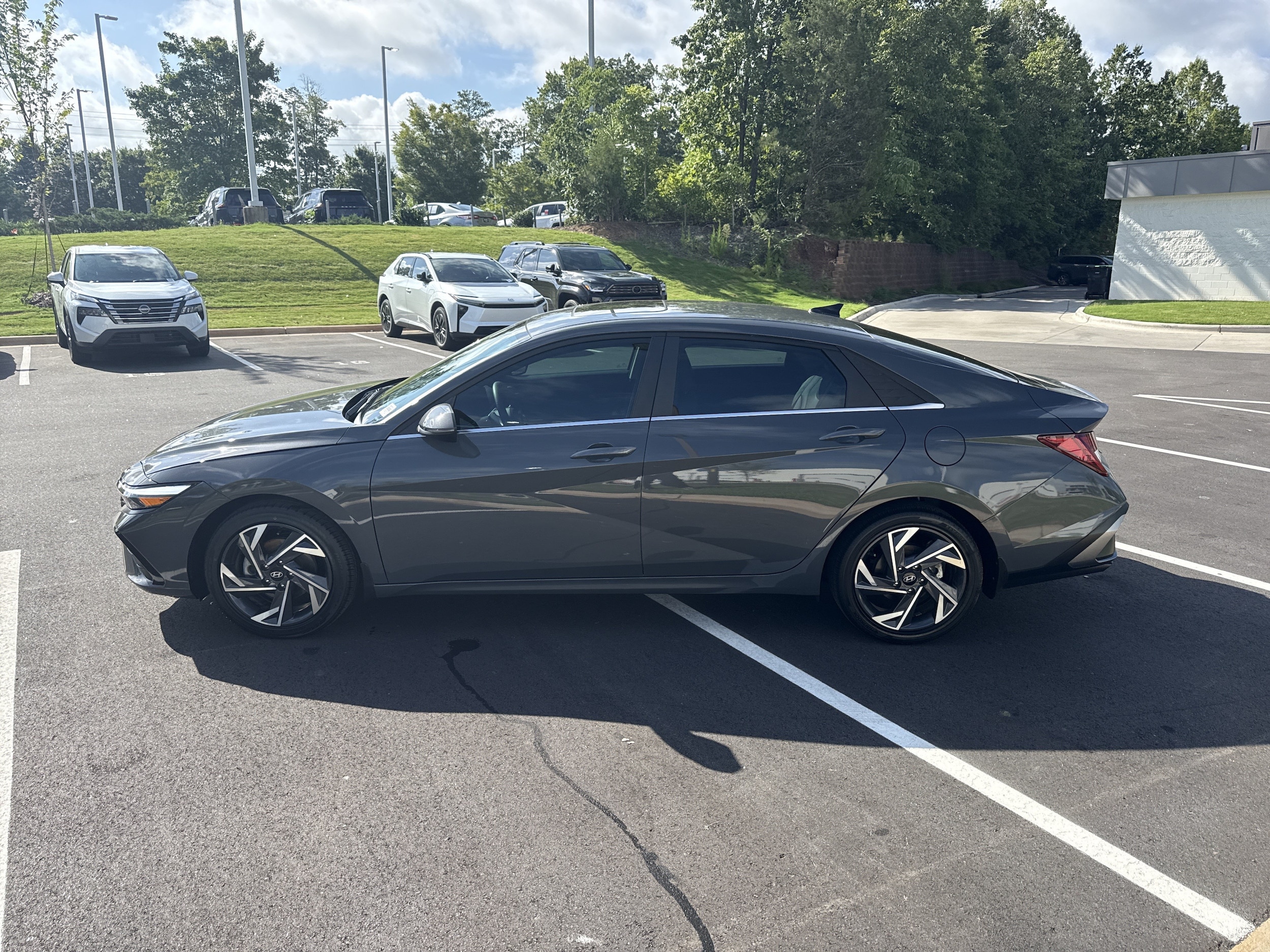 2024 Hyundai Elantra Hybrid Limited