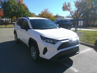 2020 Toyota RAV4 LE SUV