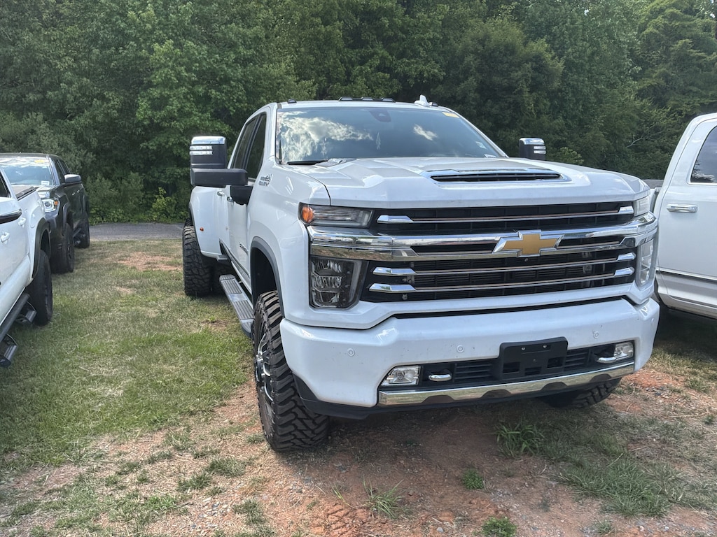 Used 2020 Chevrolet Silverado 3500HD High Country Pickup