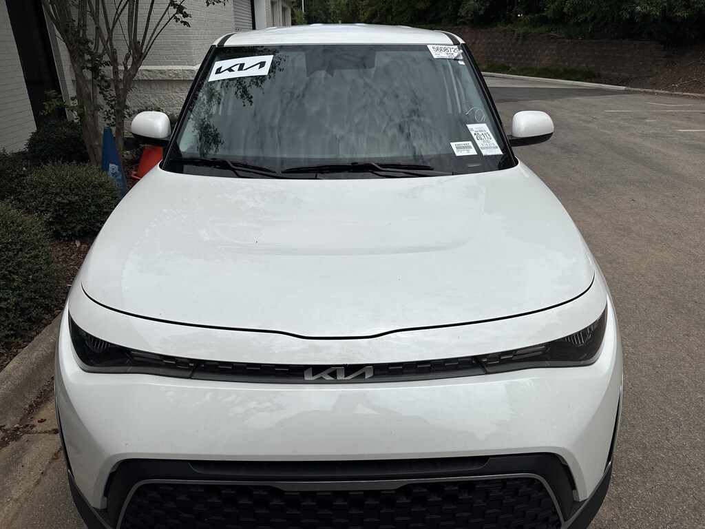 Used 2025 Kia Soul LX Hatchback