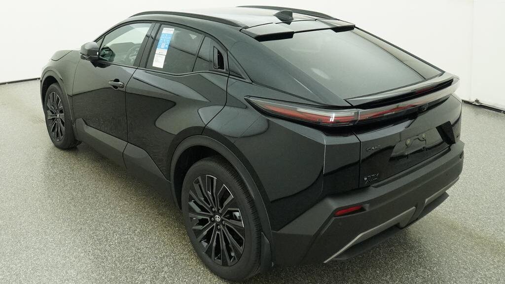 2026 Toyota C-HR XSE