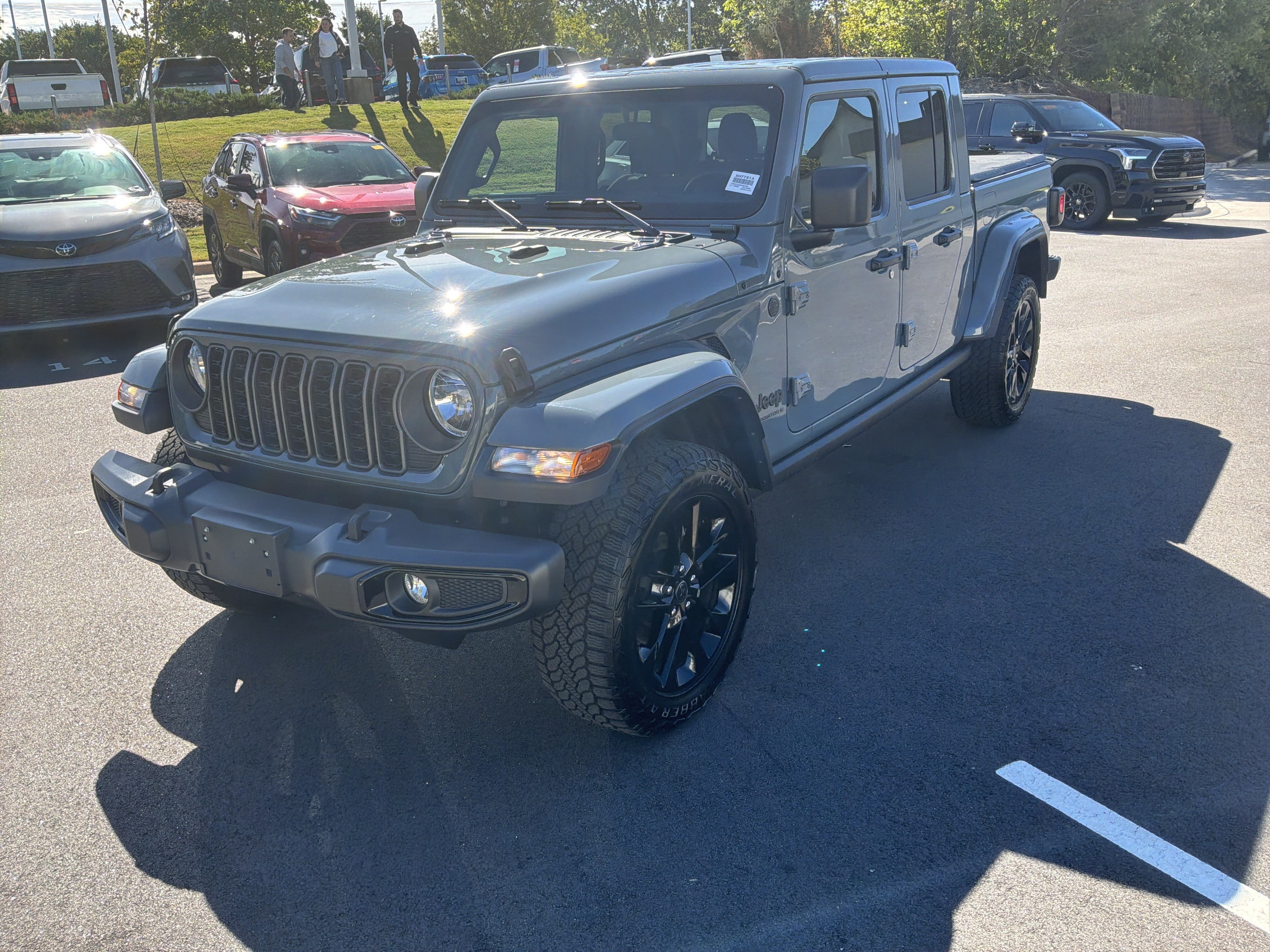 Used 2025 Jeep Gladiator Nighthawk Pickup