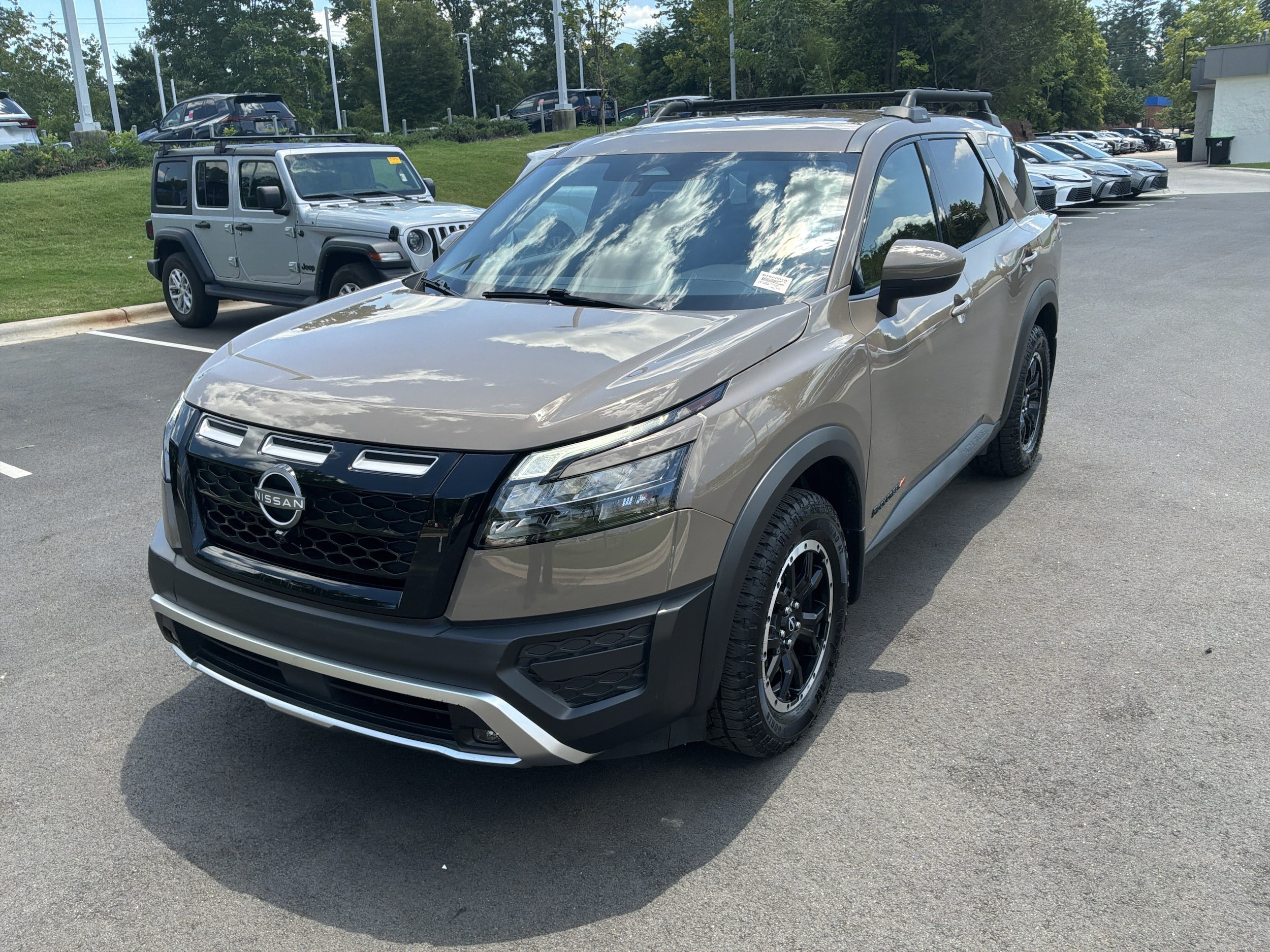 Nissan Pathfinder Rock Creek