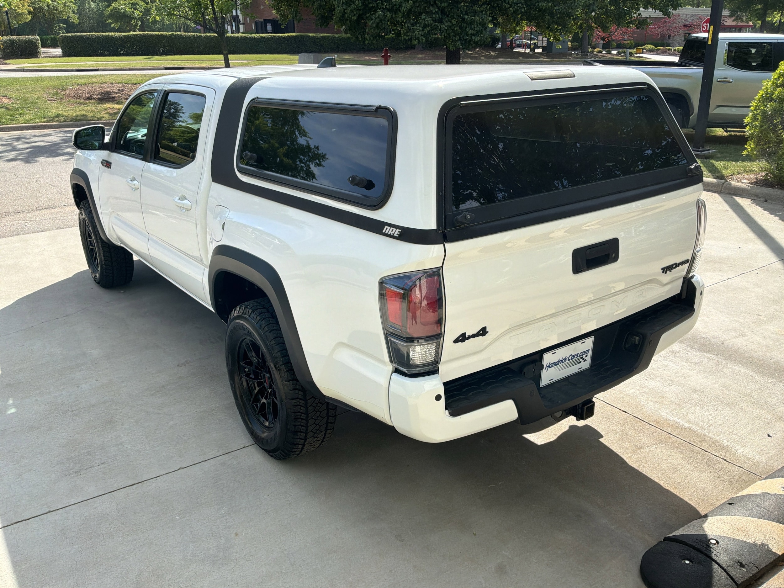 2020 Toyota Tacoma 4WD TRD Pro photo 3