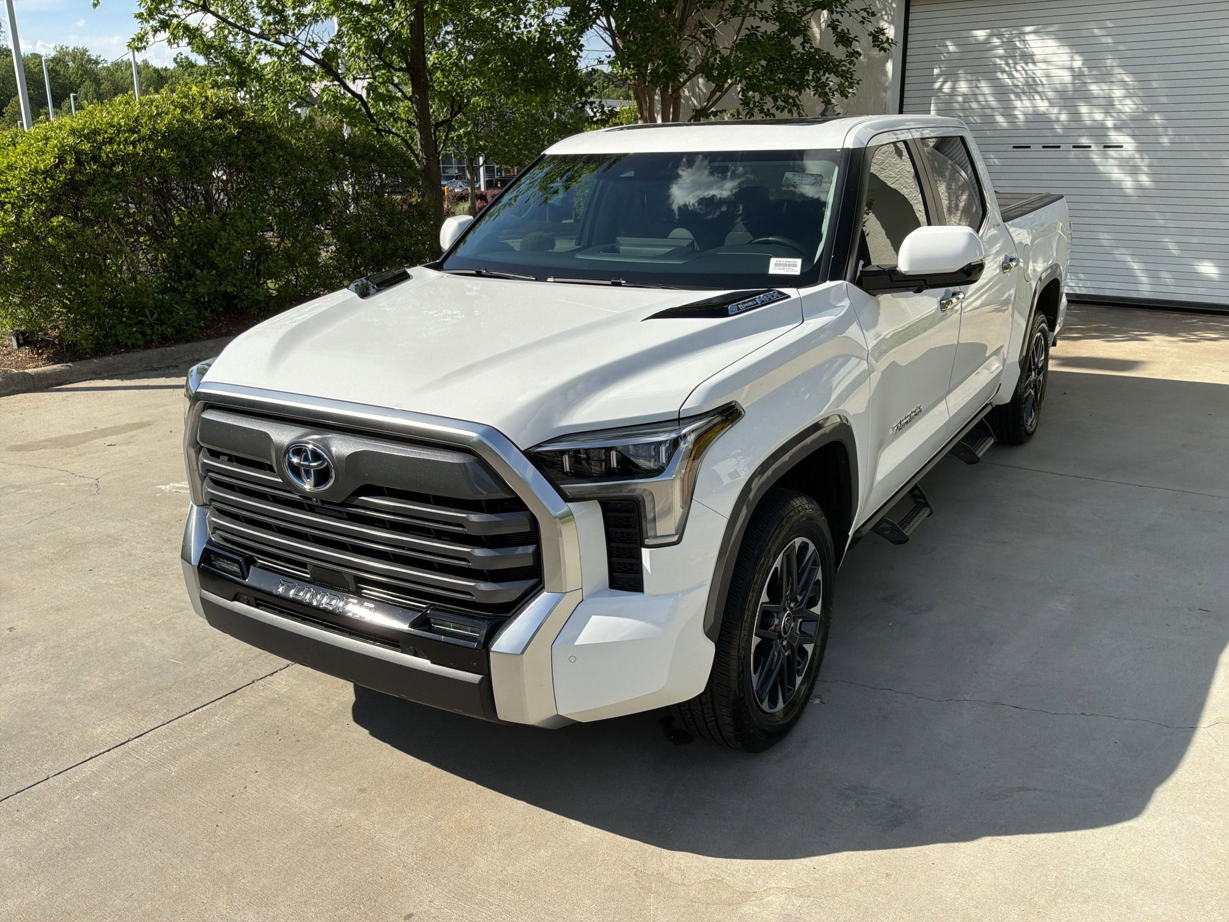 2024 Toyota Tundra 4WD Limited Hybrid photo 4