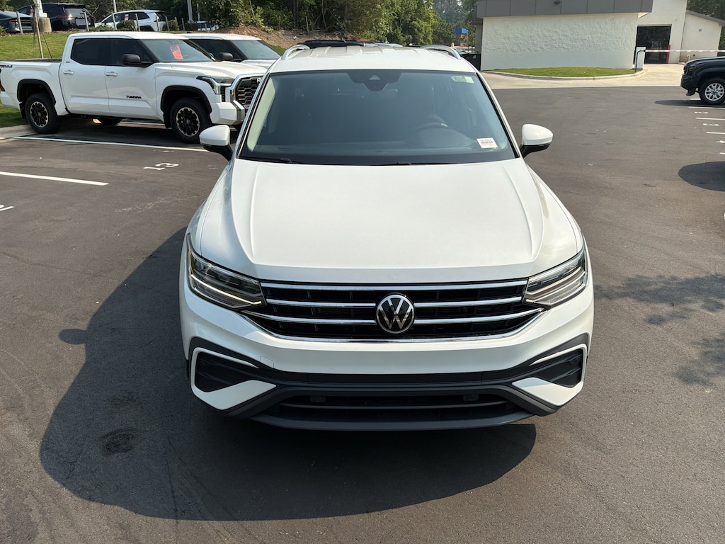 Used 2023 Volkswagen Tiguan SE SUV