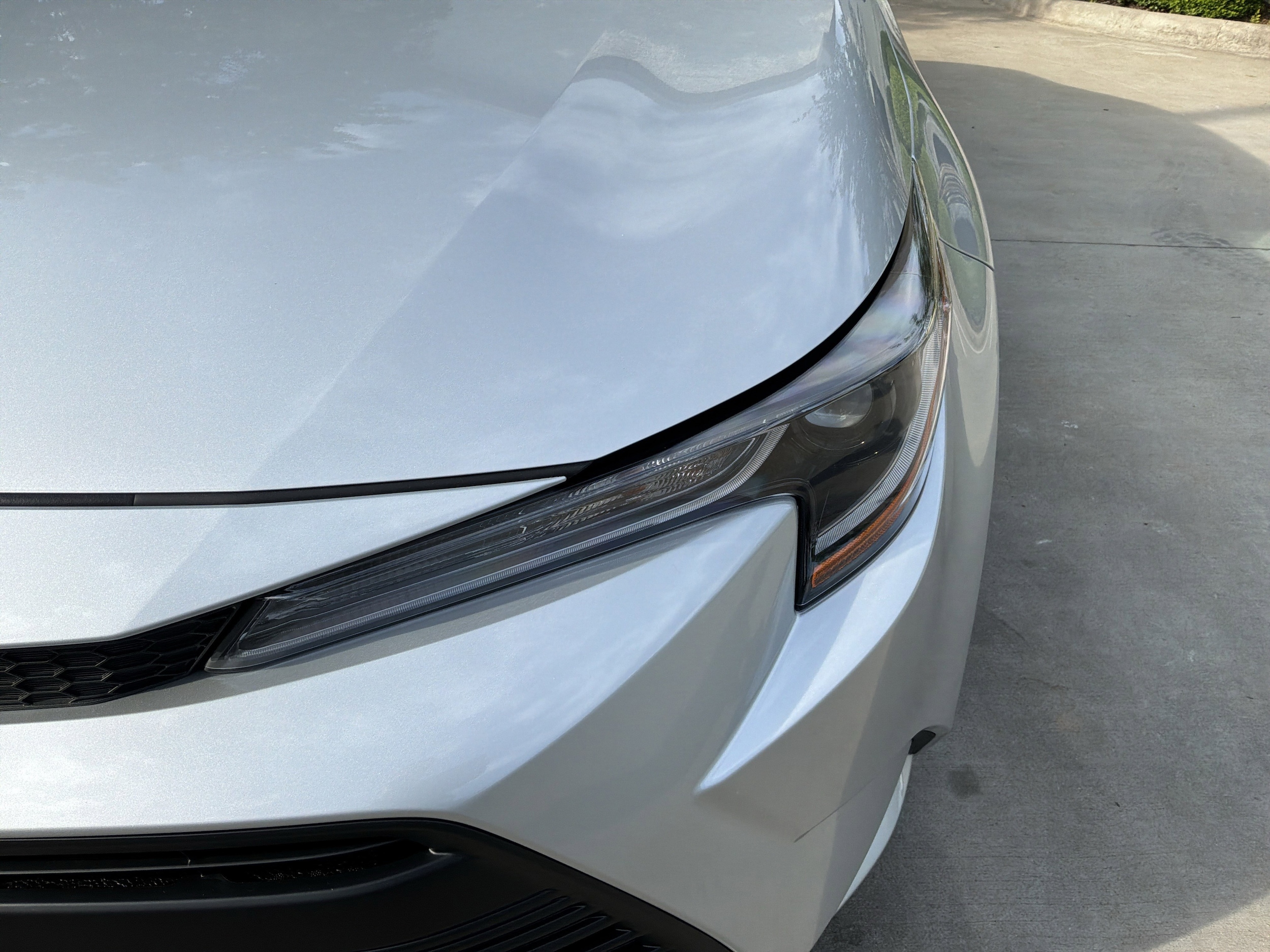 2026 Toyota Corolla LE photo 5