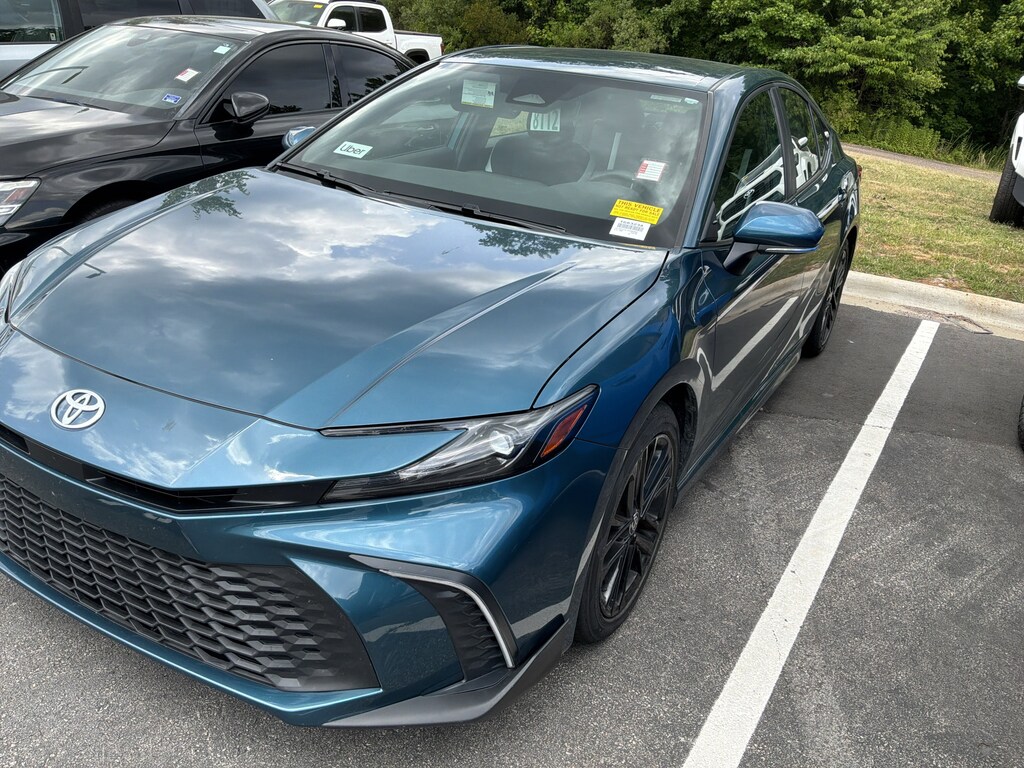 Certified 2025 Toyota Camry SE Sedan