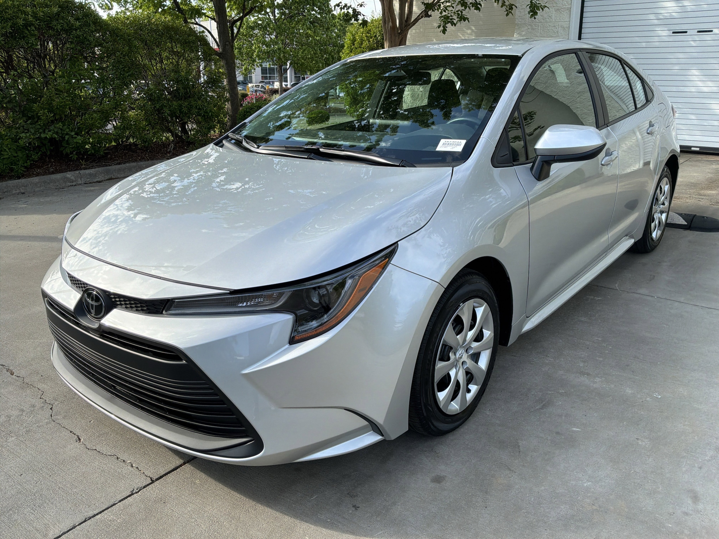 2026 Toyota Corolla LE photo 4