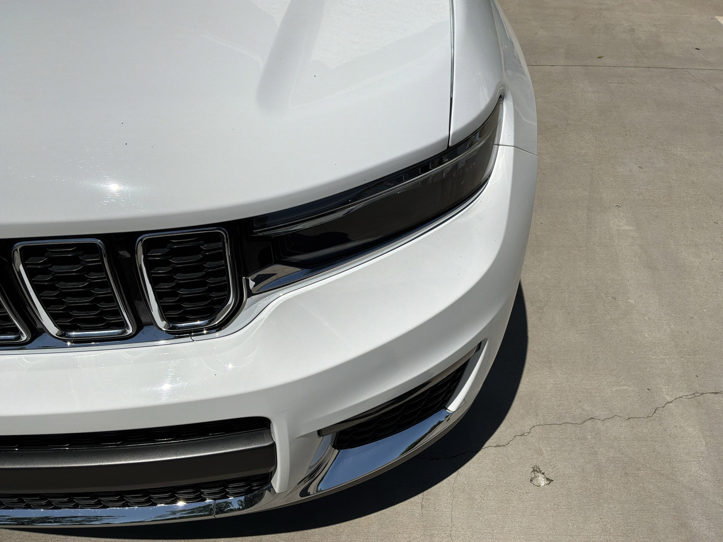 2023 Jeep Grand Cherokee L Limited photo 4