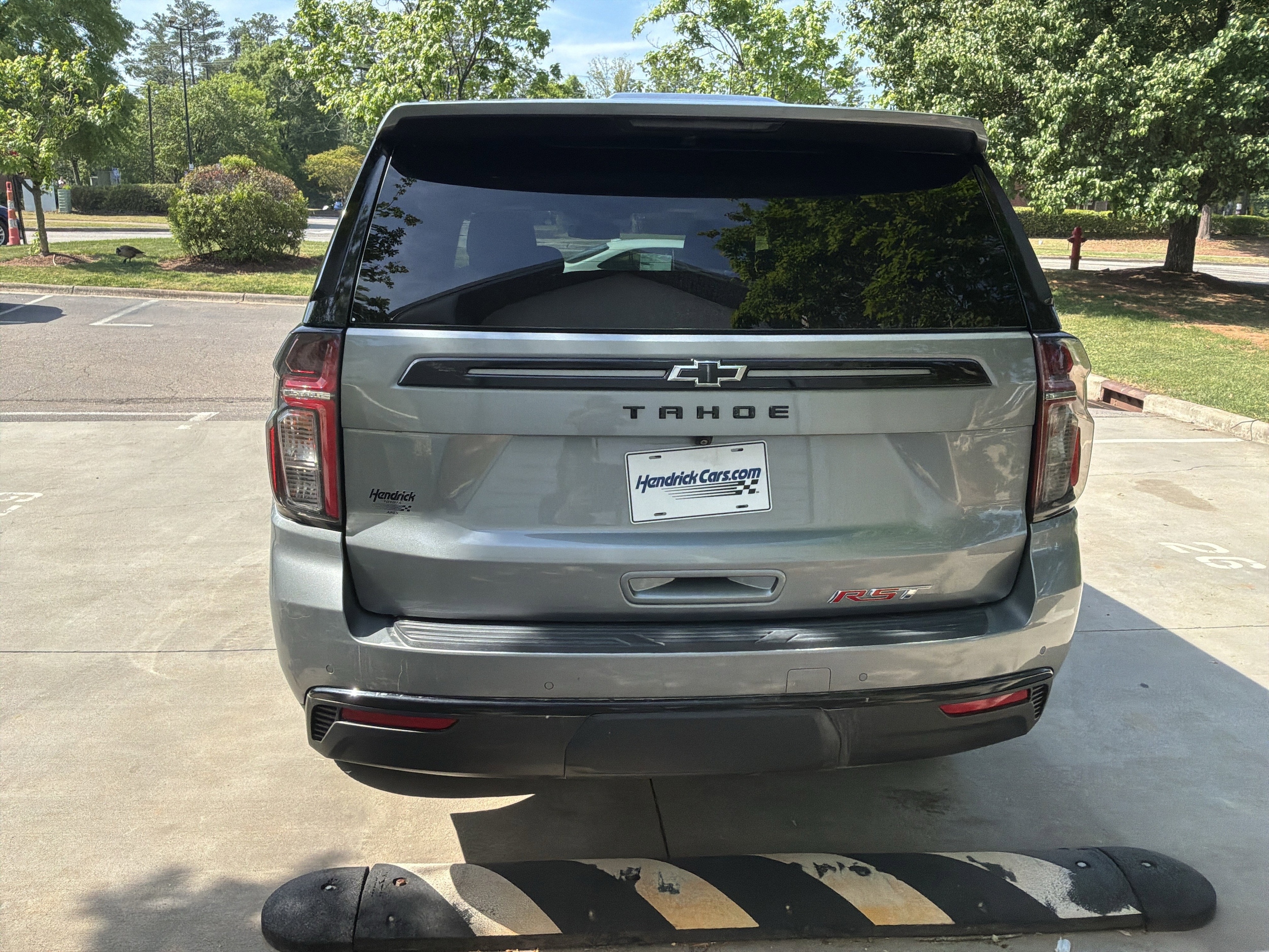 2023 Chevrolet Tahoe RST photo 3