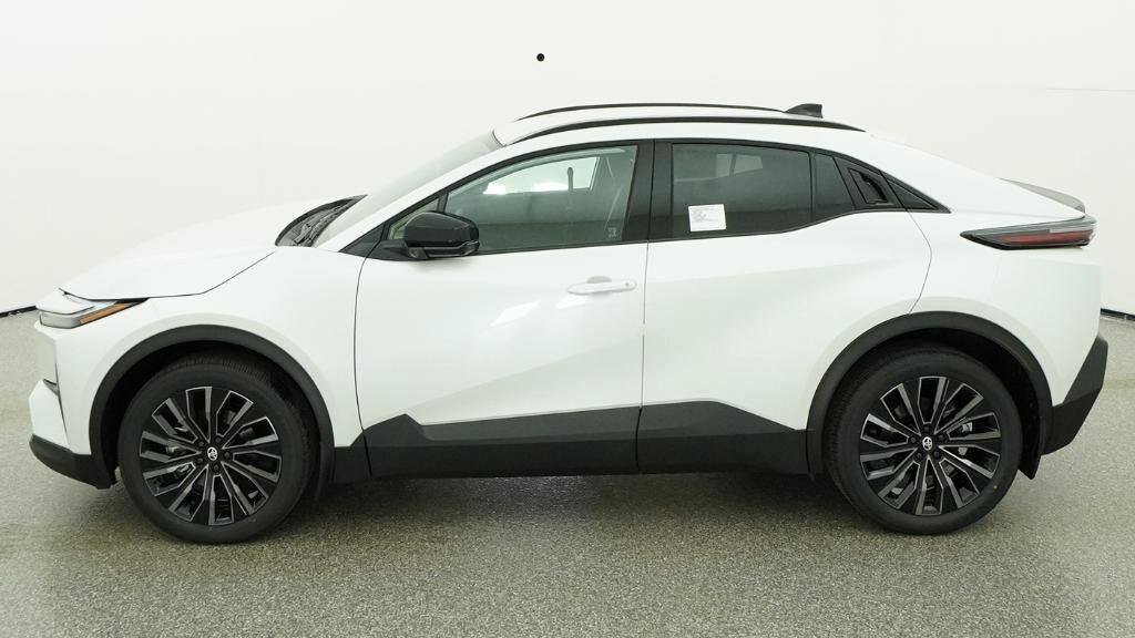 2026 Toyota C-HR XSE