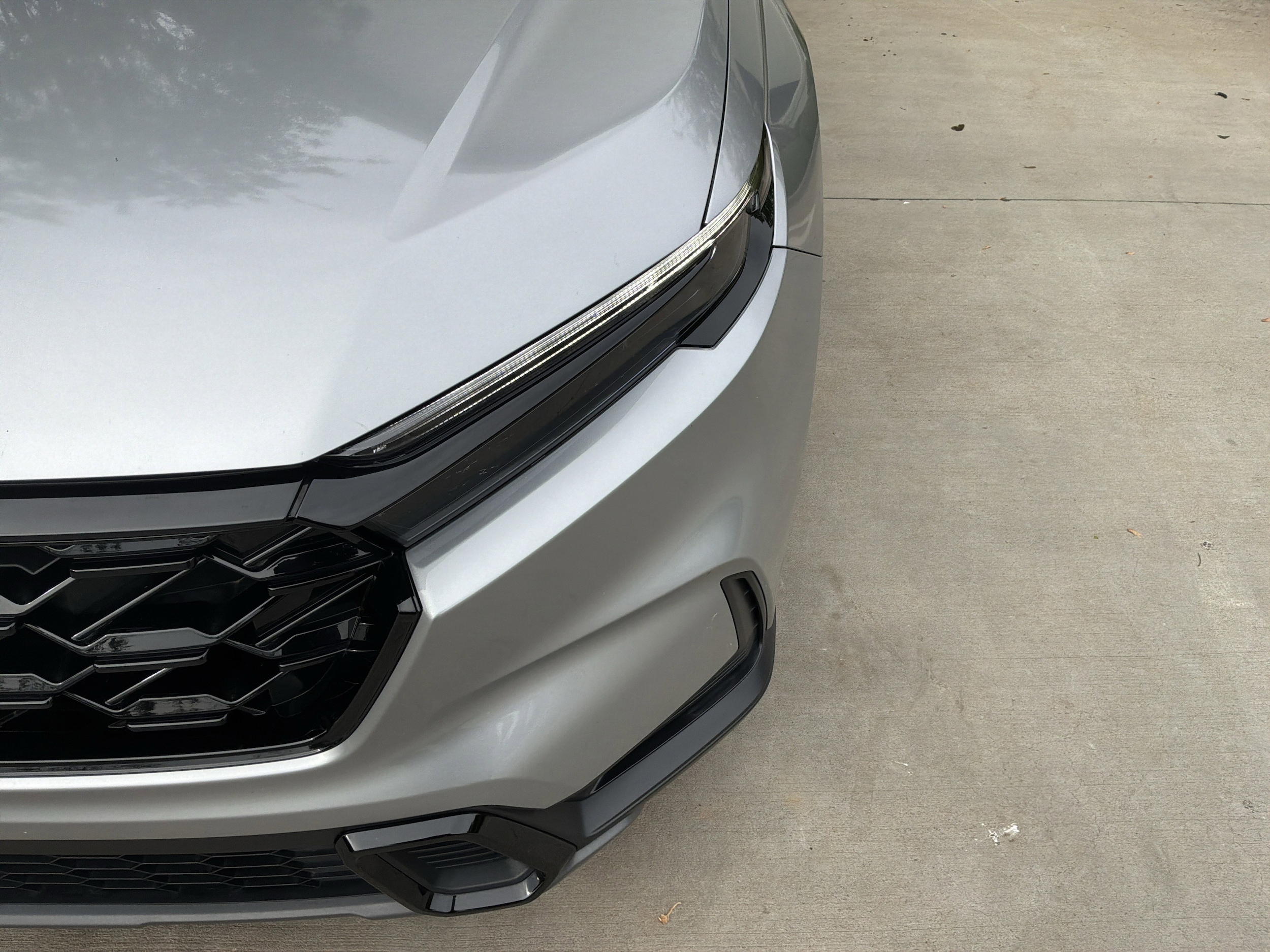 2023 Honda CR-V Hybrid Sport photo 4