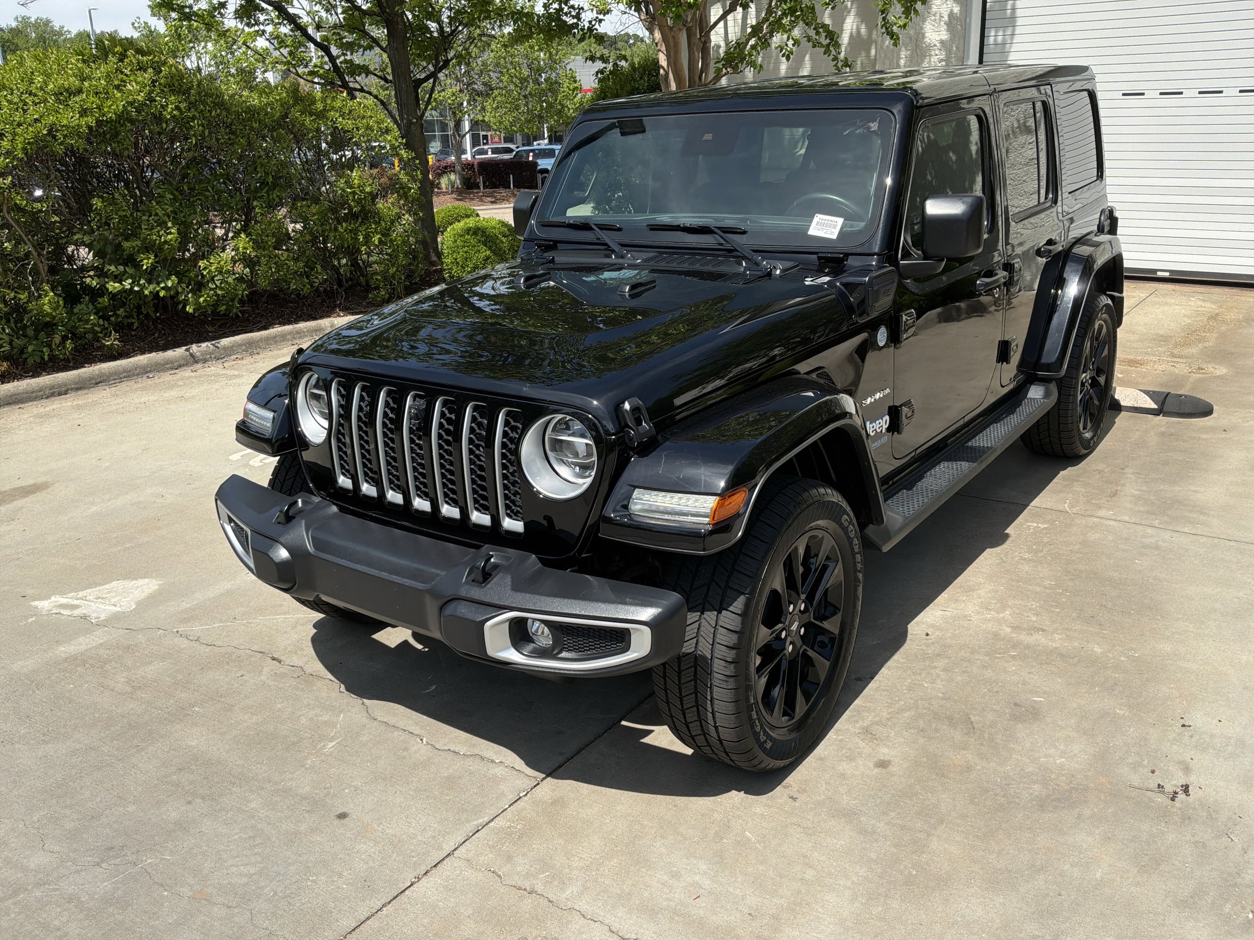 2021 Jeep Wrangler 4xe Unlimited Sahara photo 4