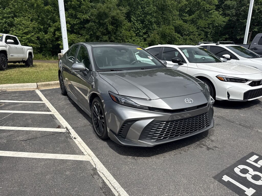 Certified 2025 Toyota Camry SE Sedan