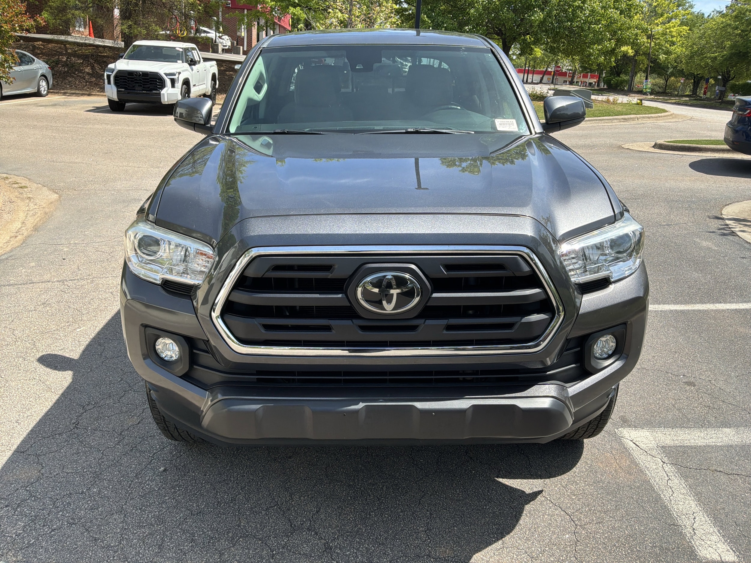 2019 Toyota Tacoma 2WD SR5 photo 2