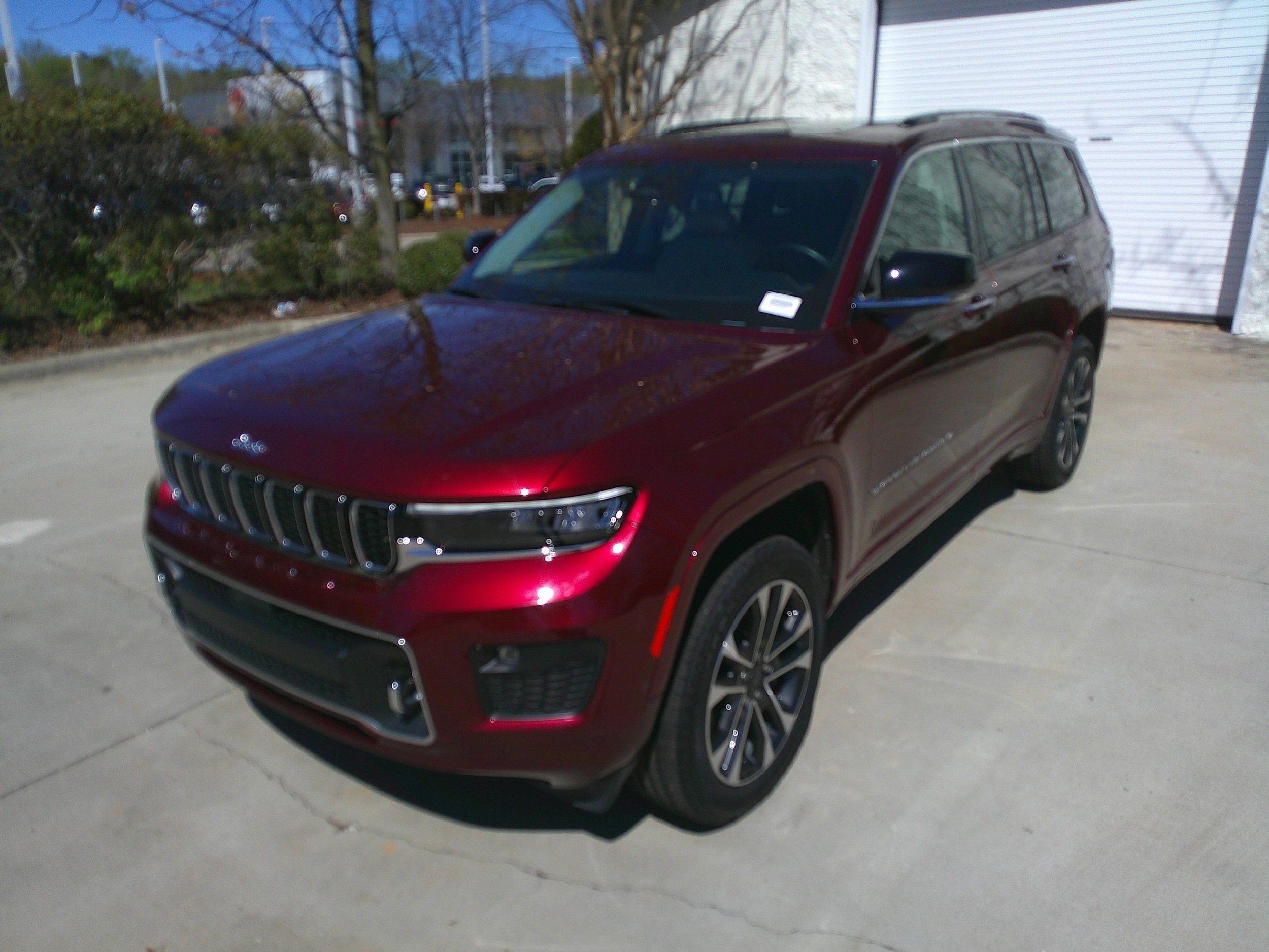 2022 Jeep Grand Cherokee L Overland photo 5