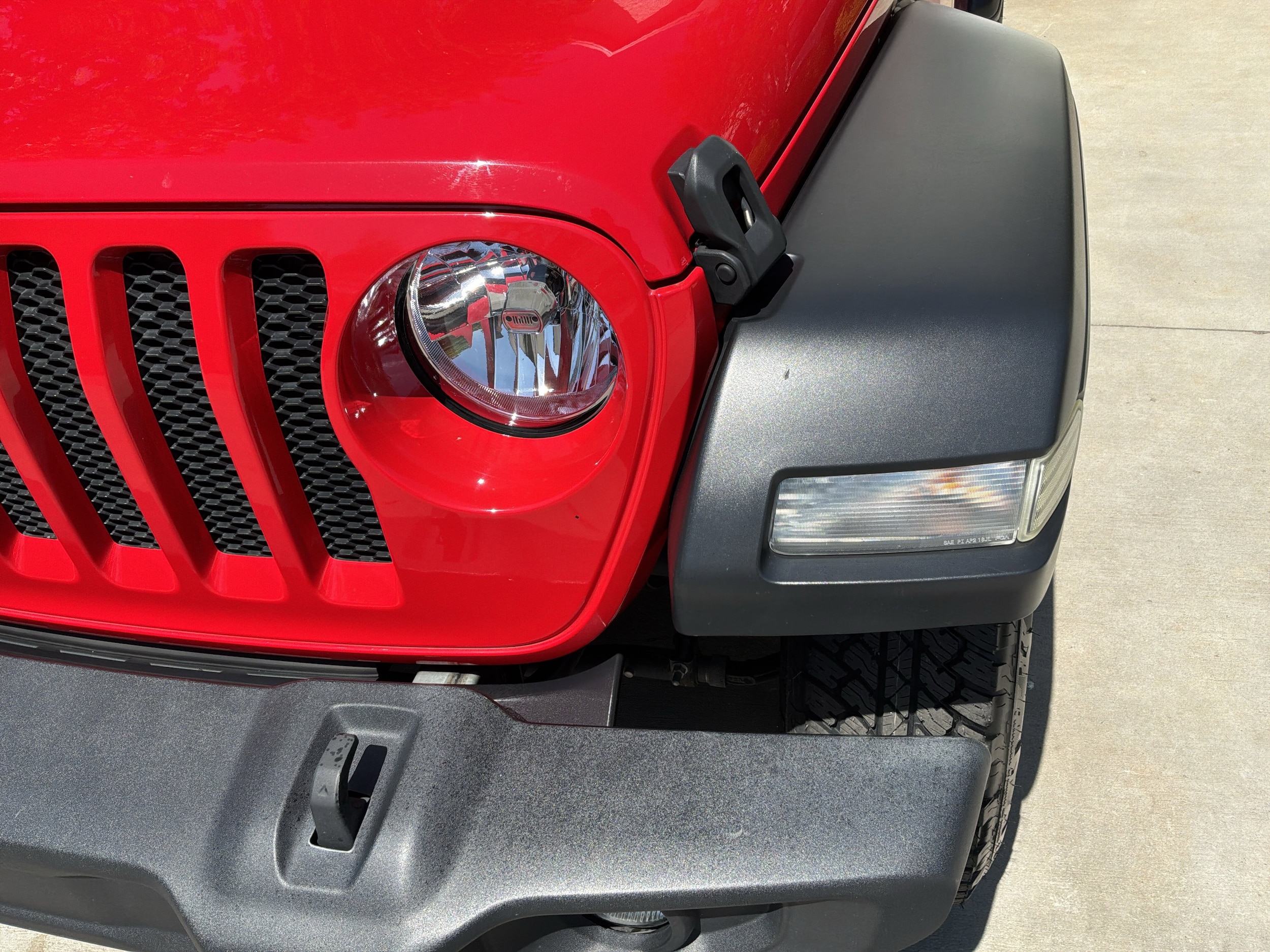 2021 Jeep Wrangler Sport S photo 5