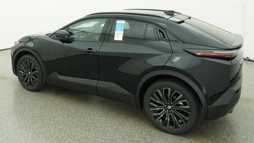 2026 Toyota C-HR XSE