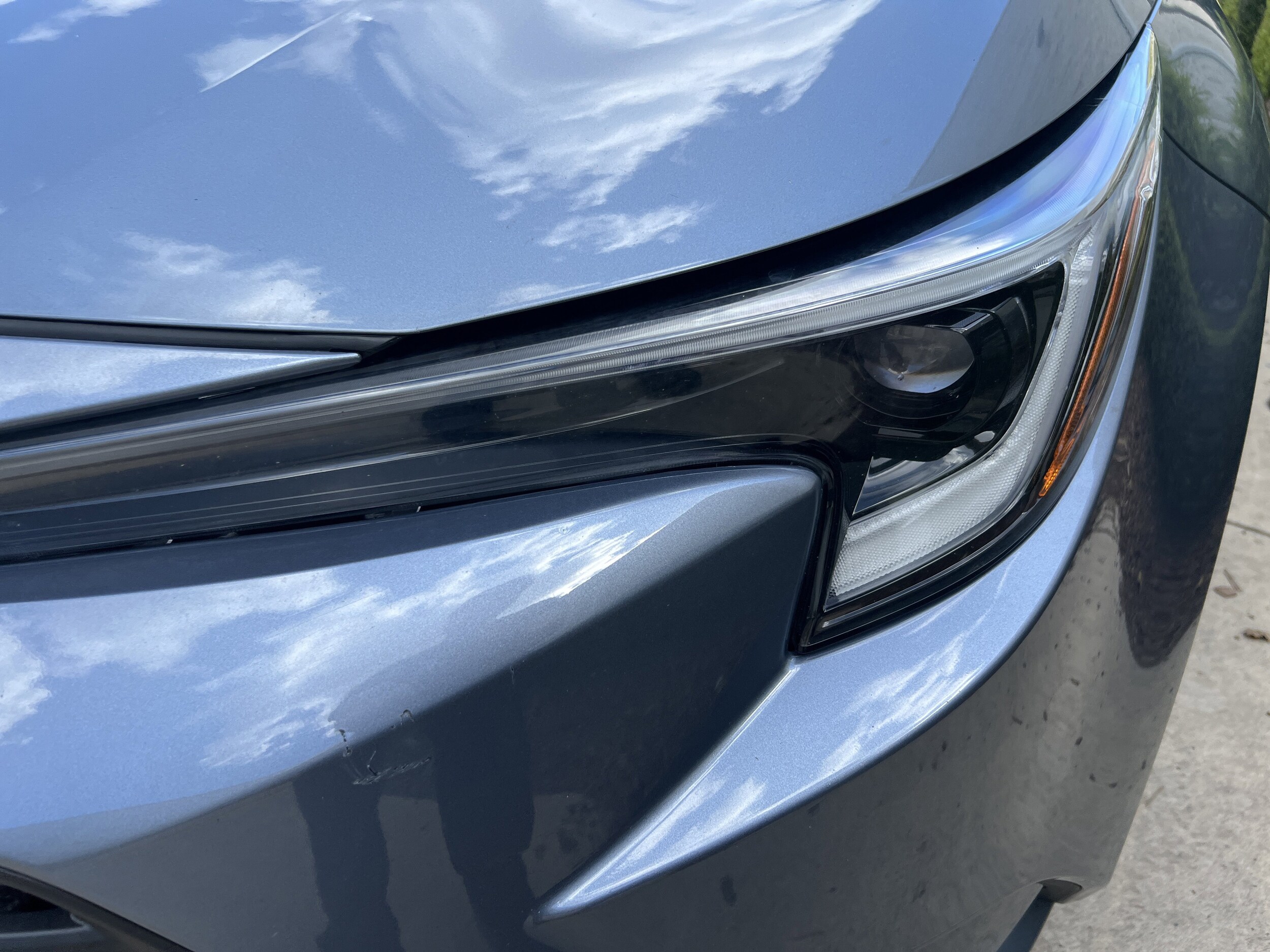 2024 Toyota Corolla Hybrid LE photo 5