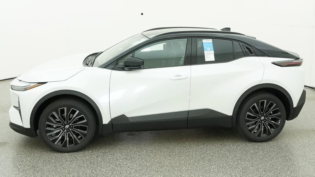 2026 Toyota C-HR XSE