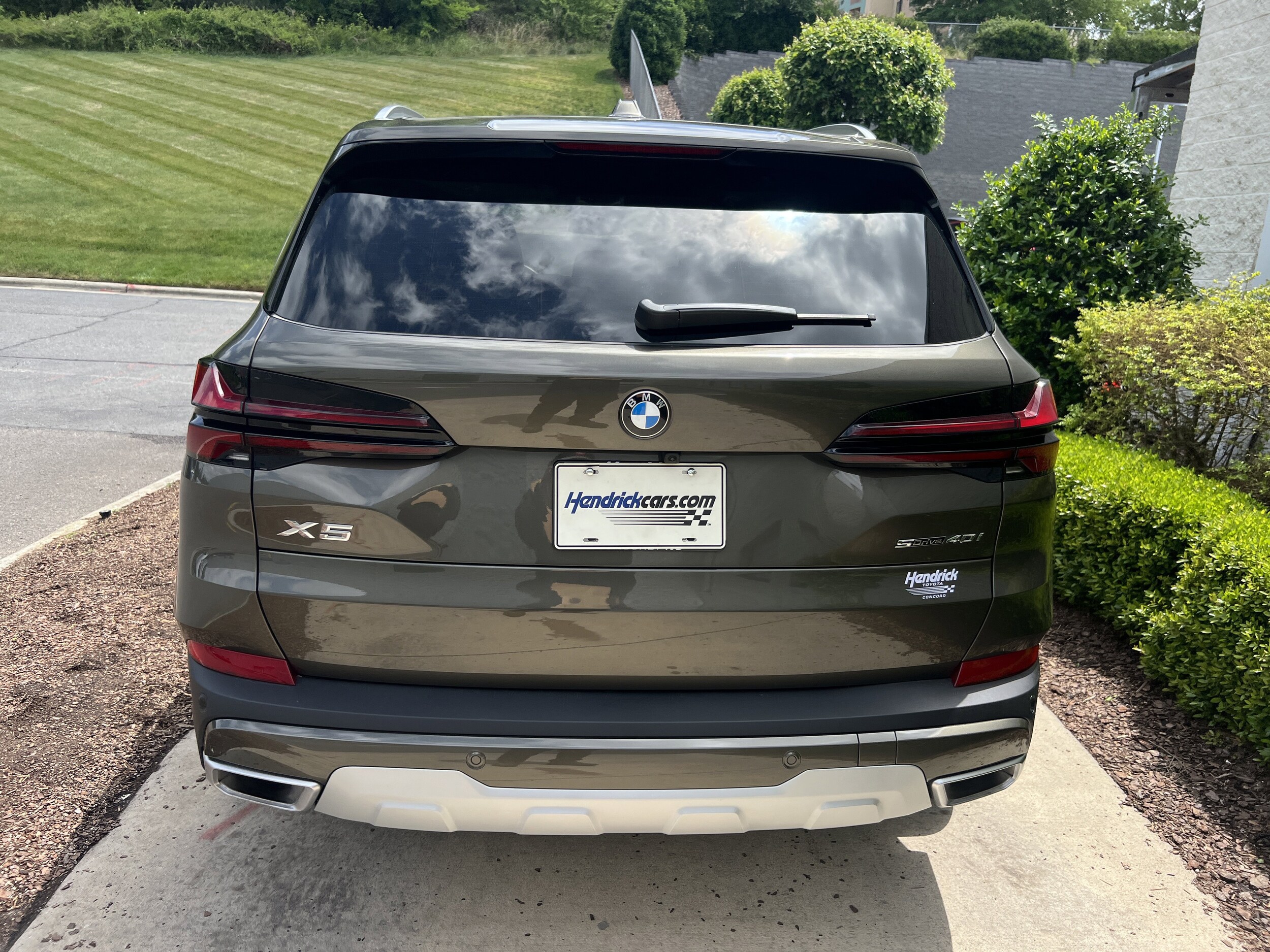 2026 BMW X5 sDrive40i photo 3