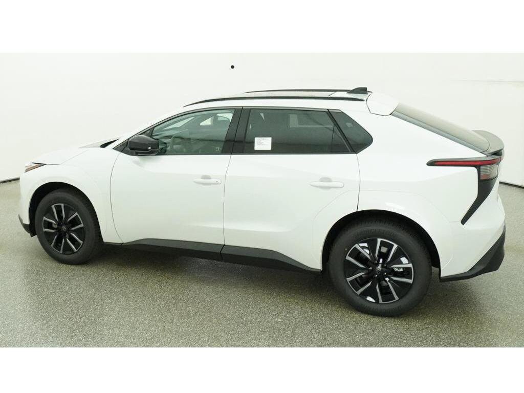 Toyota BZ XLE Plus