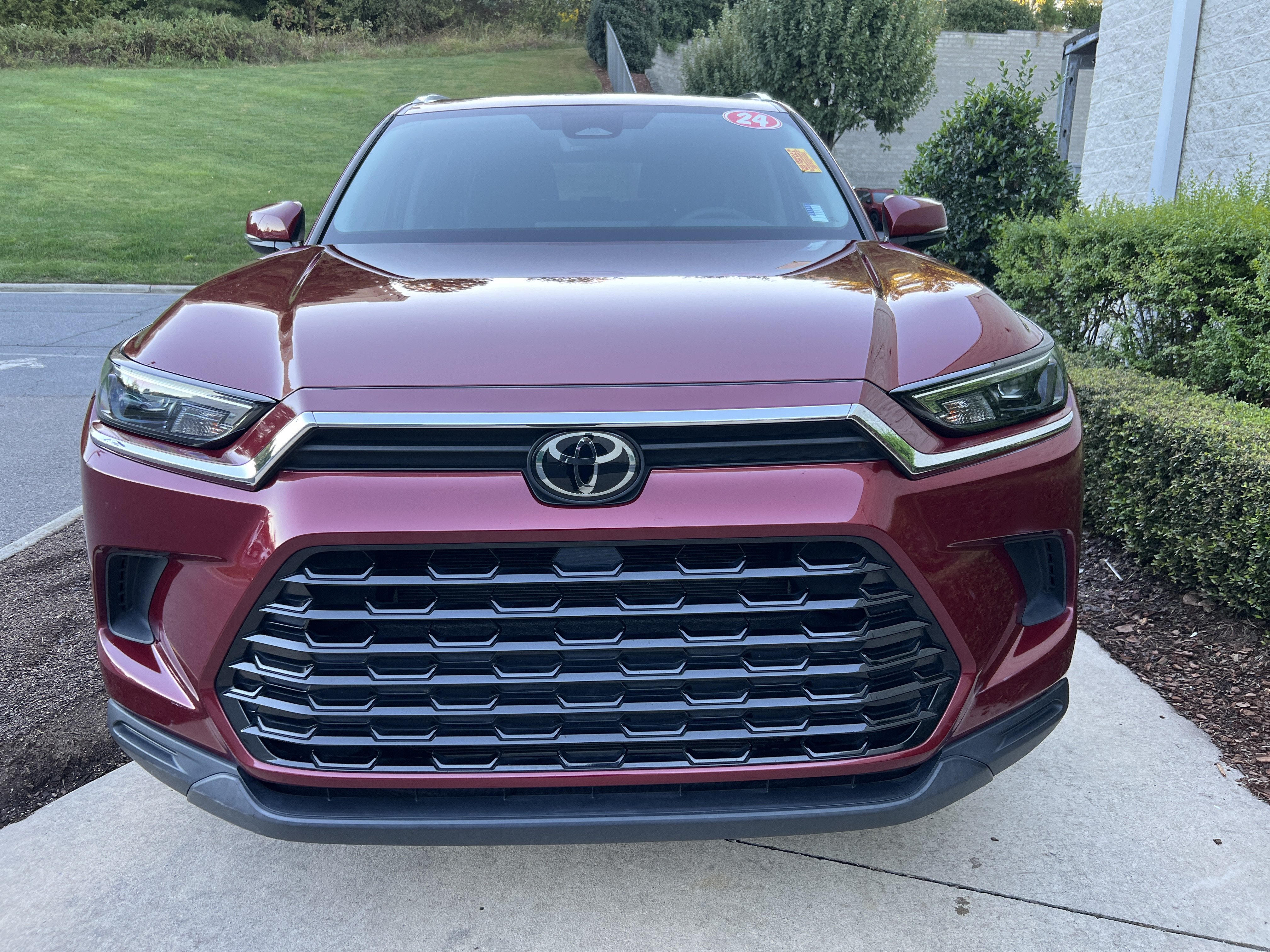 Used 2024 Toyota Grand Highlander XLE SUV