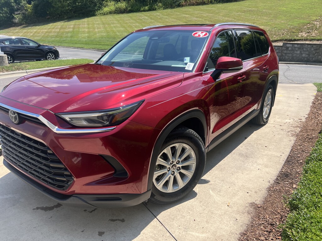 Used 2024 Toyota Grand Highlander XLE SUV