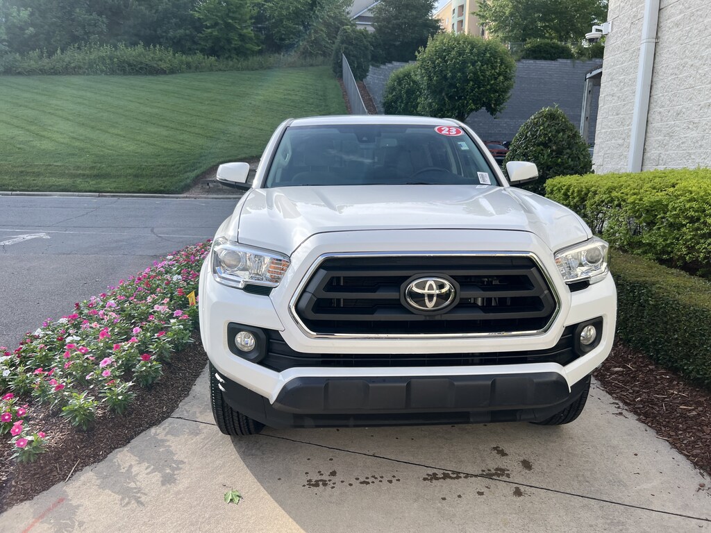 Used 2023 Toyota Tacoma 2WD SR5 Pickup