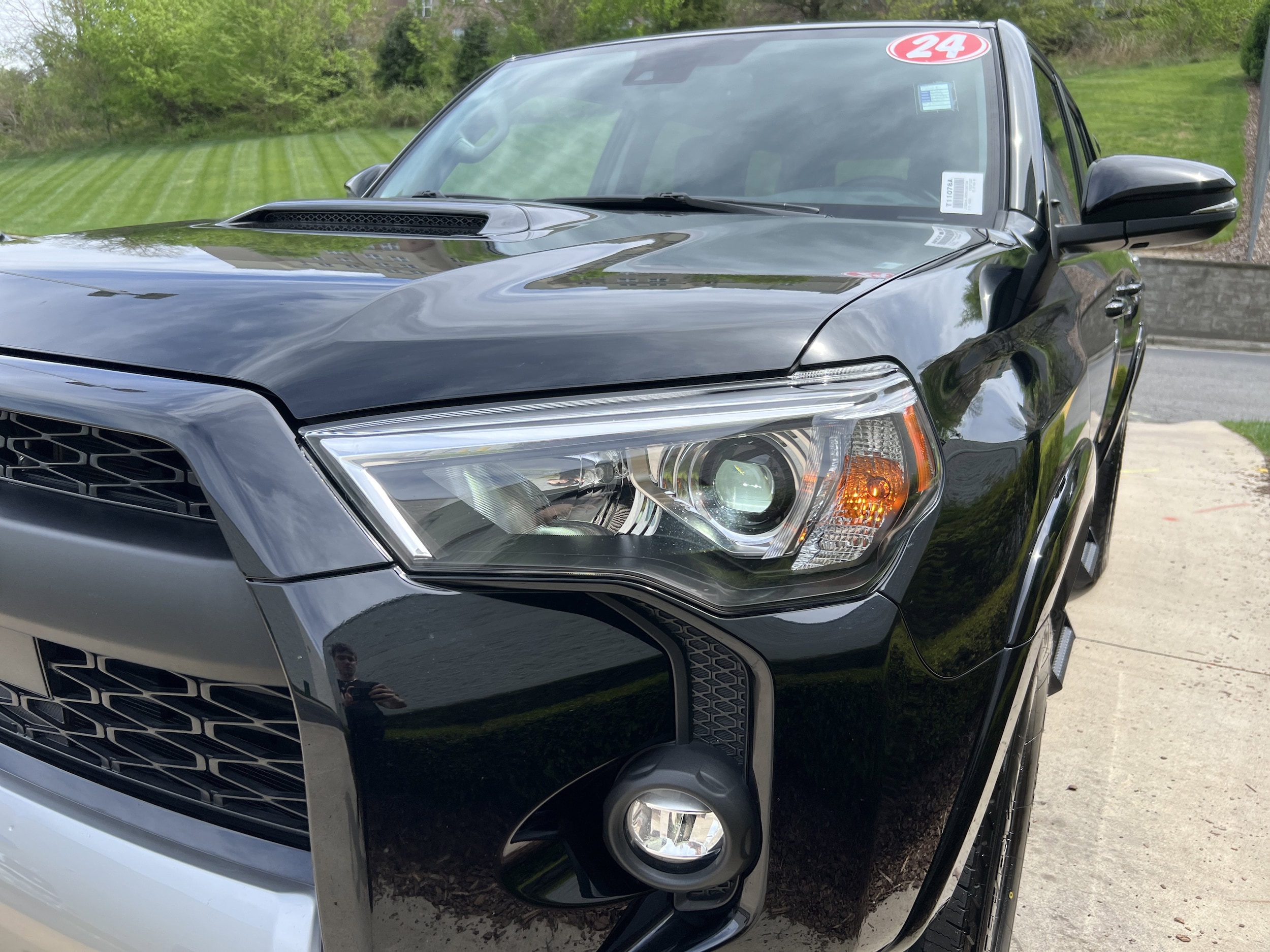 2024 Toyota 4Runner TRD Off Road Premium photo 4