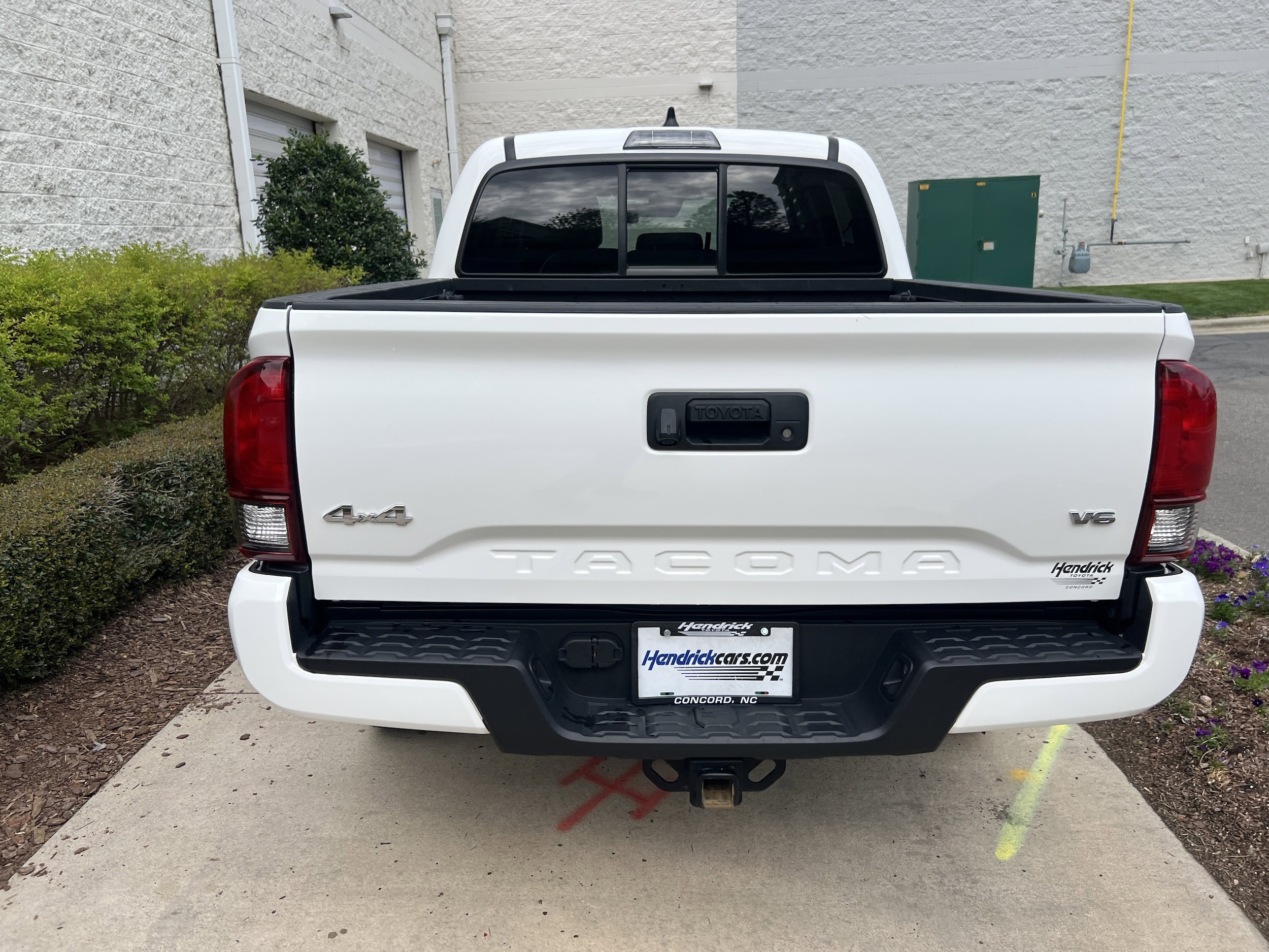 2023 Toyota Tacoma 4WD SR photo 3