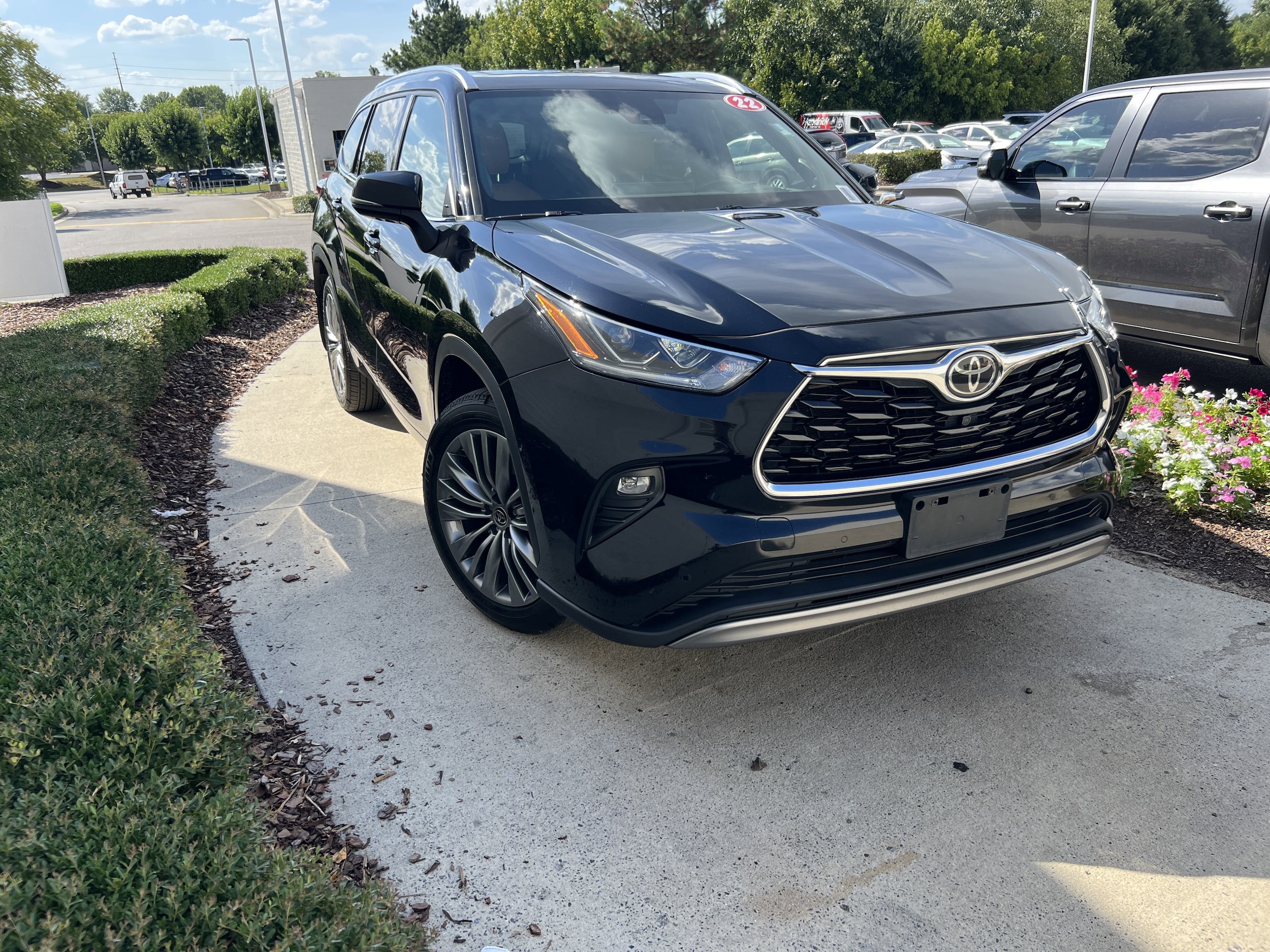 2022 Toyota Highlander Platinum